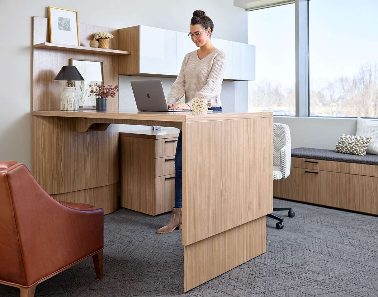 OFS-Impulse-private office-Cinque-guest chair-seating-height adjustable-3.jpg