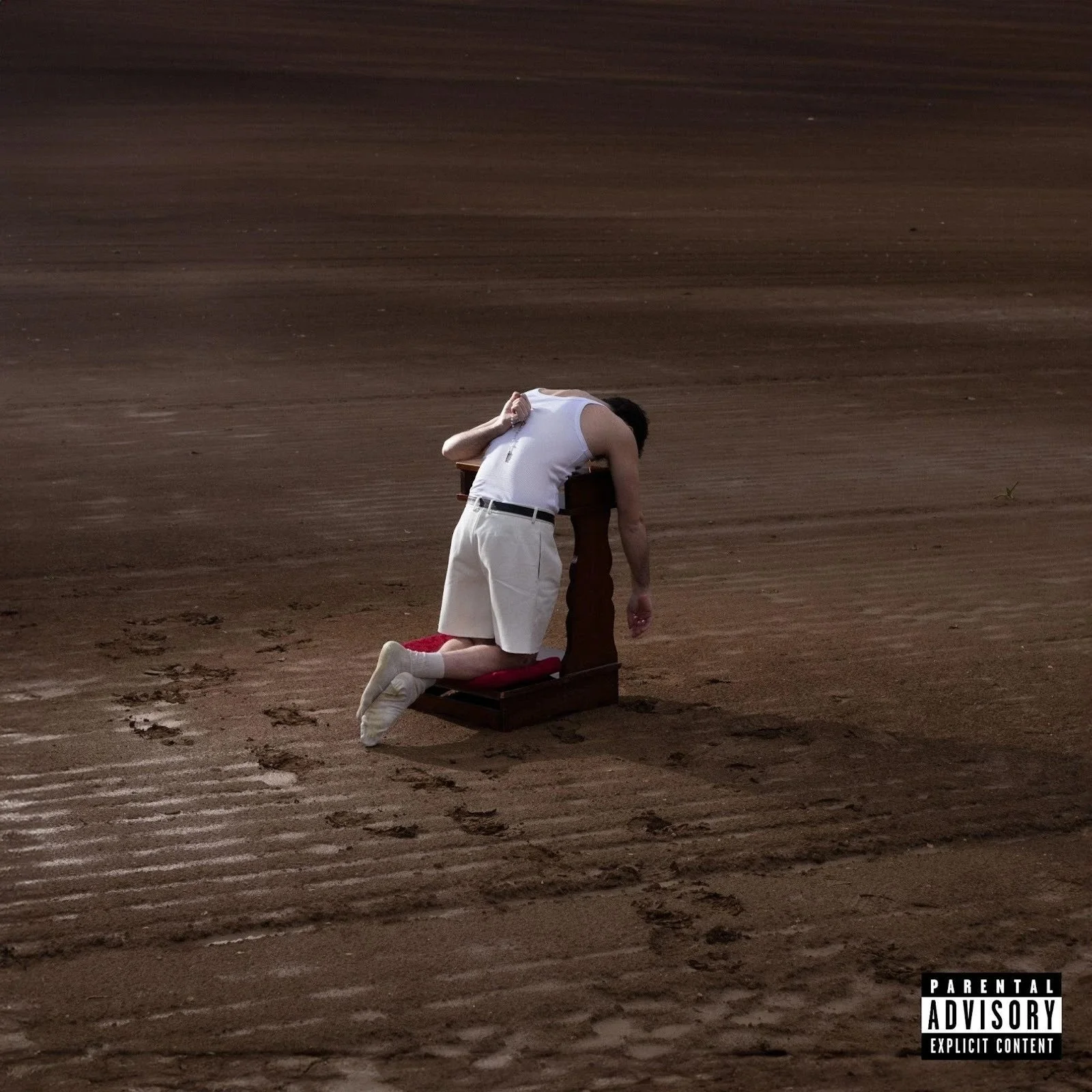 SOTTO GLI OCCHI DI DIO