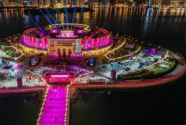 INTERNATIONAL FOLKLORE FESTIVAL