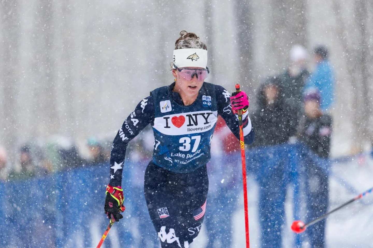 A HUGE shoutout to one of our ambassadors @ktjhouser for competing at the recent World Cup! Go Katey, we are so proud of you!!! 

Photo credit @matancoll 

#staysparkly #worldcup #biodegradableglitter