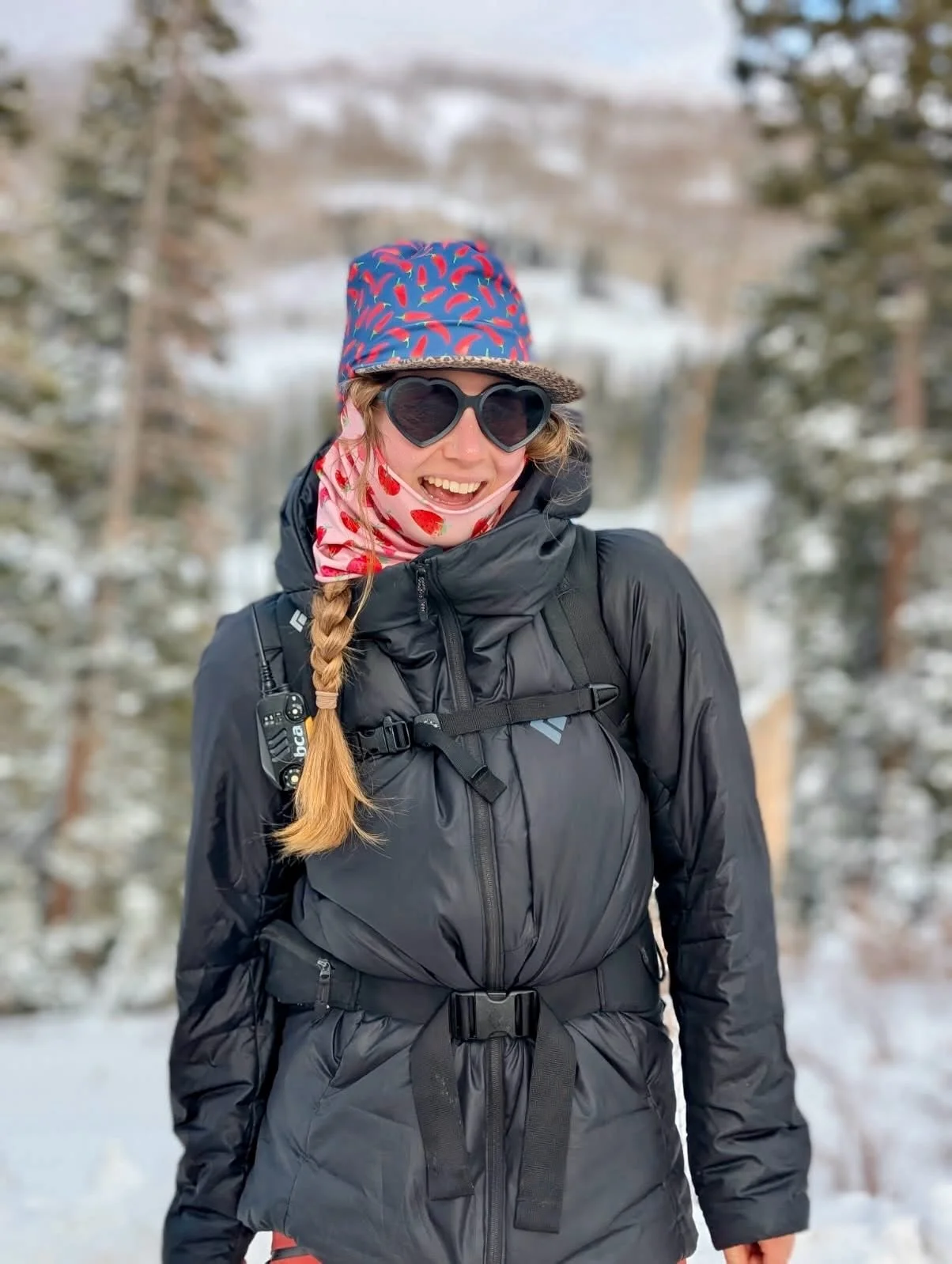 Ambassador intros!!! 

Meet Vic &amp; Sierra&mdash; 

Vic and Sierra are mountain guides, best friends, each other&rsquo;s hype-women, and lifelong adventure partners who believe glitter belongs everywhere&mdash;especially in wild places. As skiers a