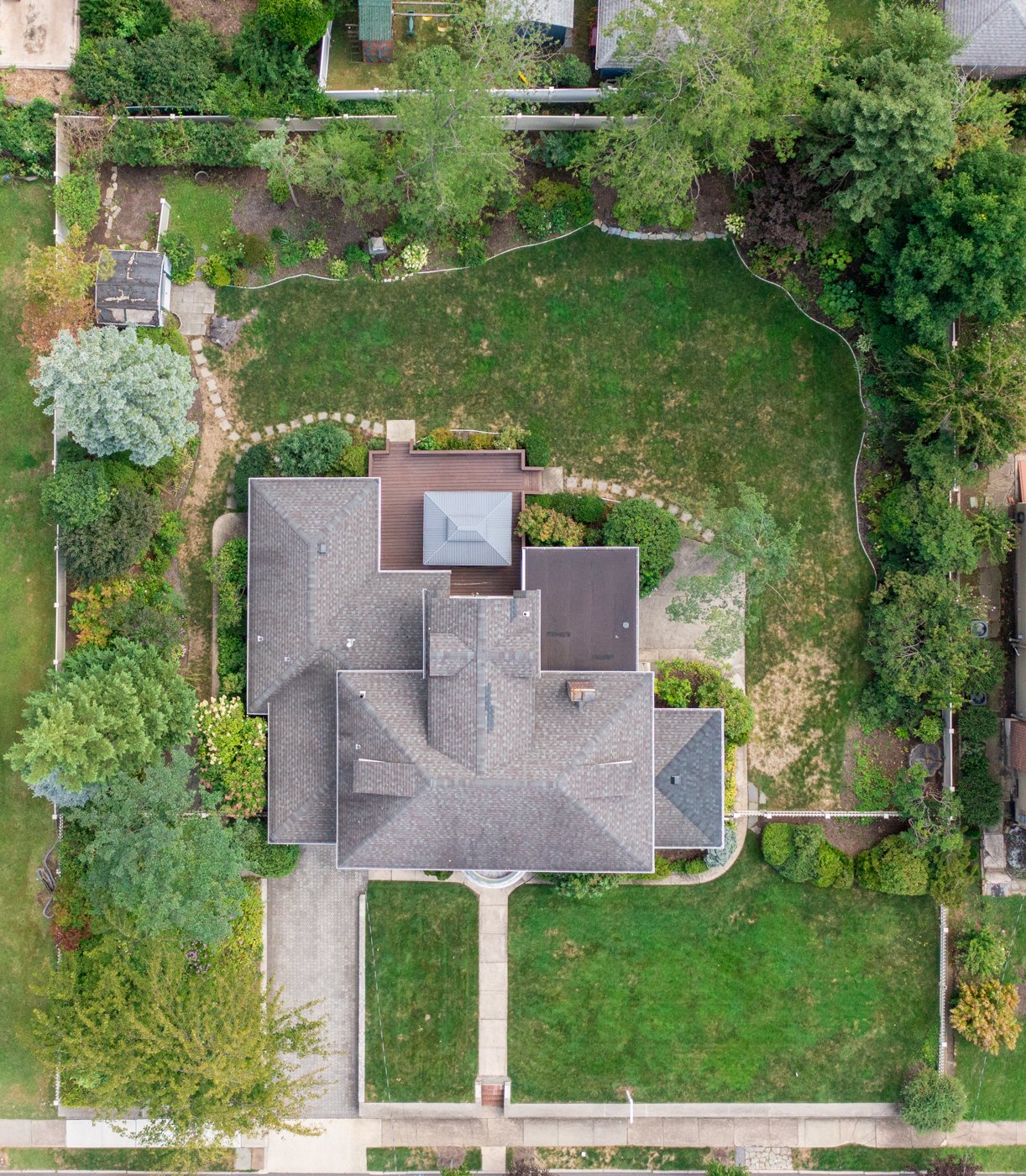 DRONE 415 Lincoln real estate (Low res)-5.jpg