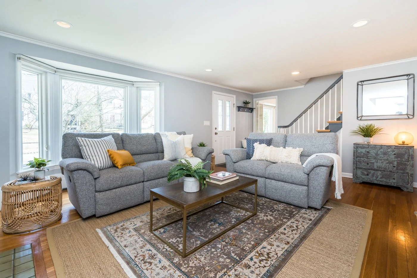 LIVING 27 Sheridan real estate (Low res)-3.jpg