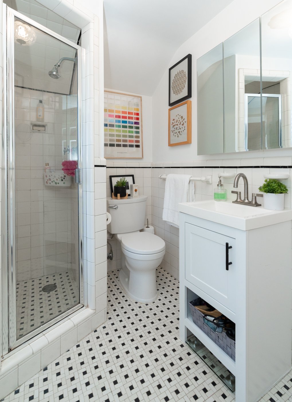 PRIMARY BATH 566 Prospect real estate (Low res)-3.jpg