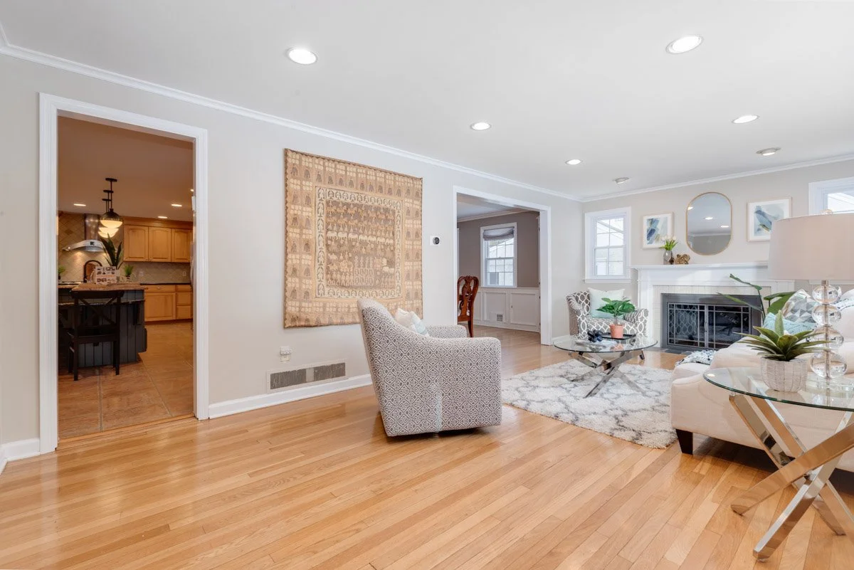 29 Greenwood Real Estate (Low Res) LIVING (2 of 2).jpg