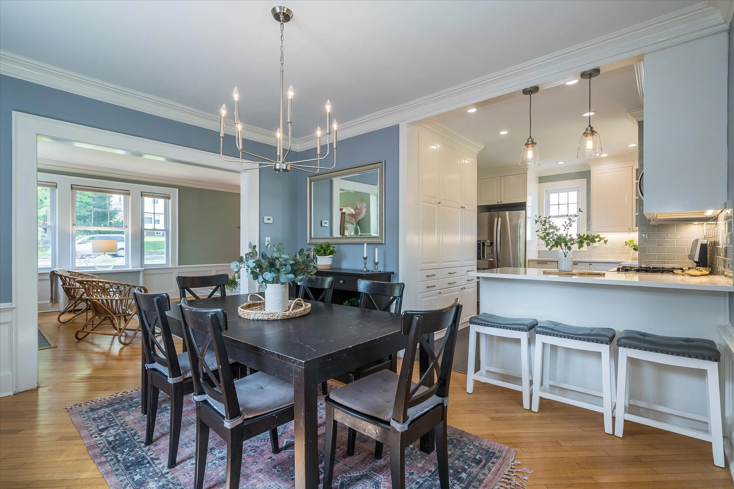 13-Dining Room 2.jpg