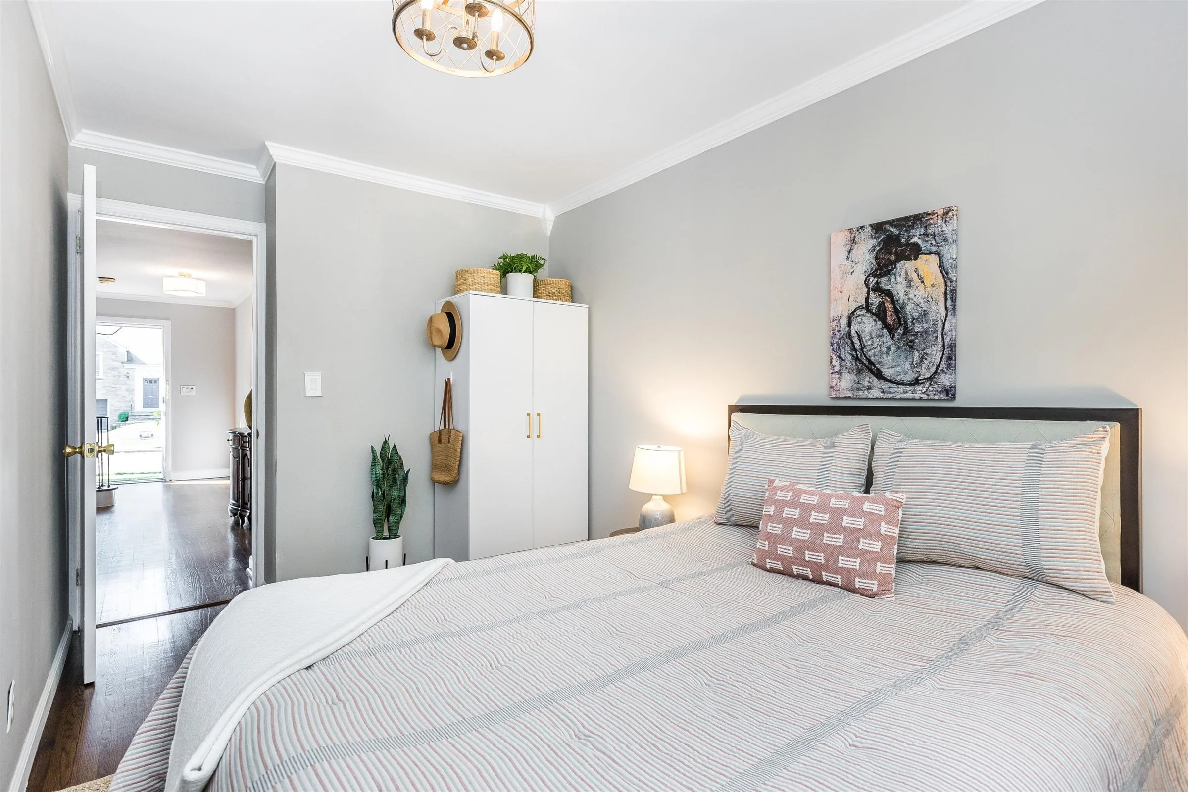 54 Highland (55).jpg