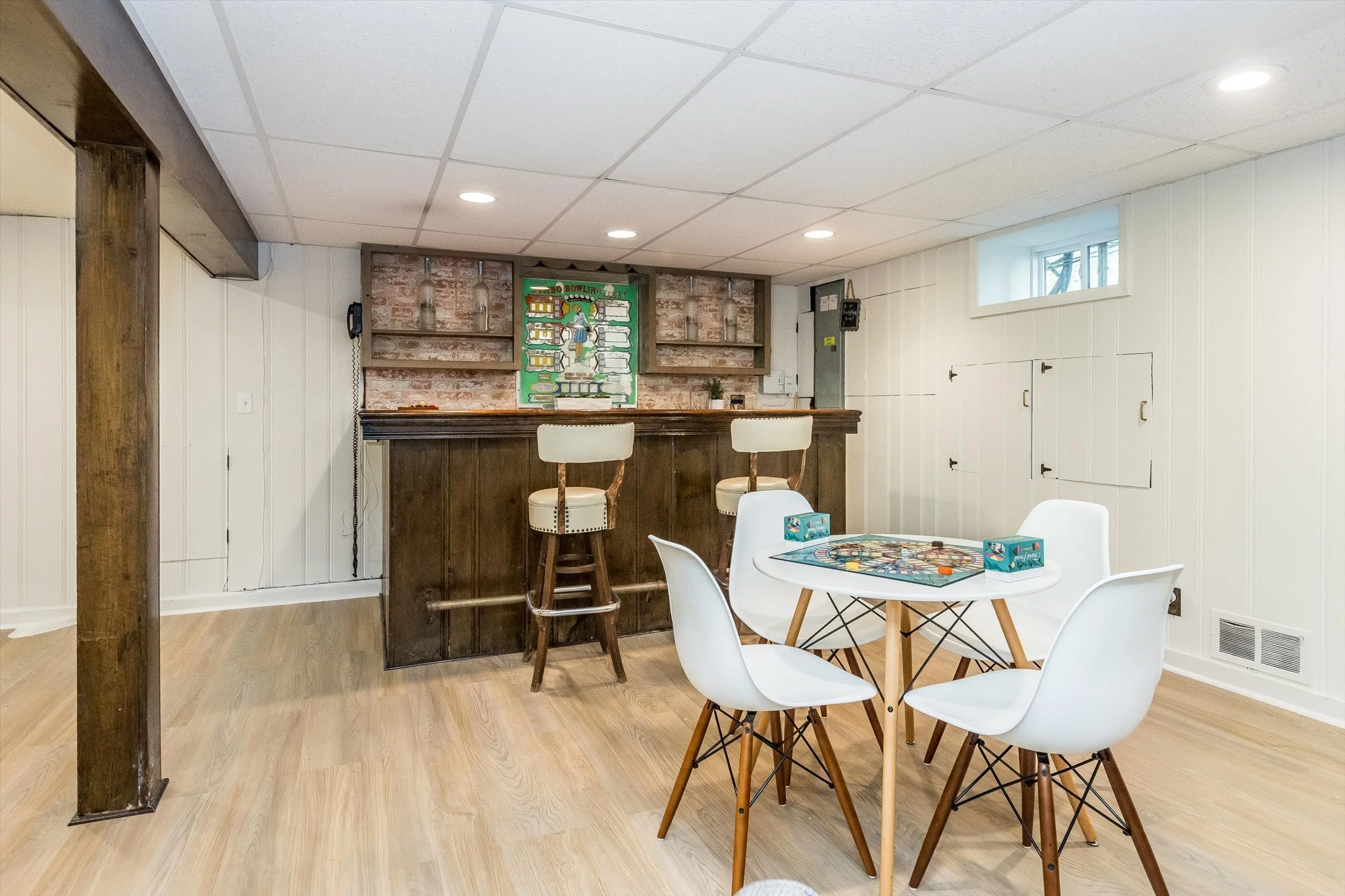 54 Highland (18).jpg