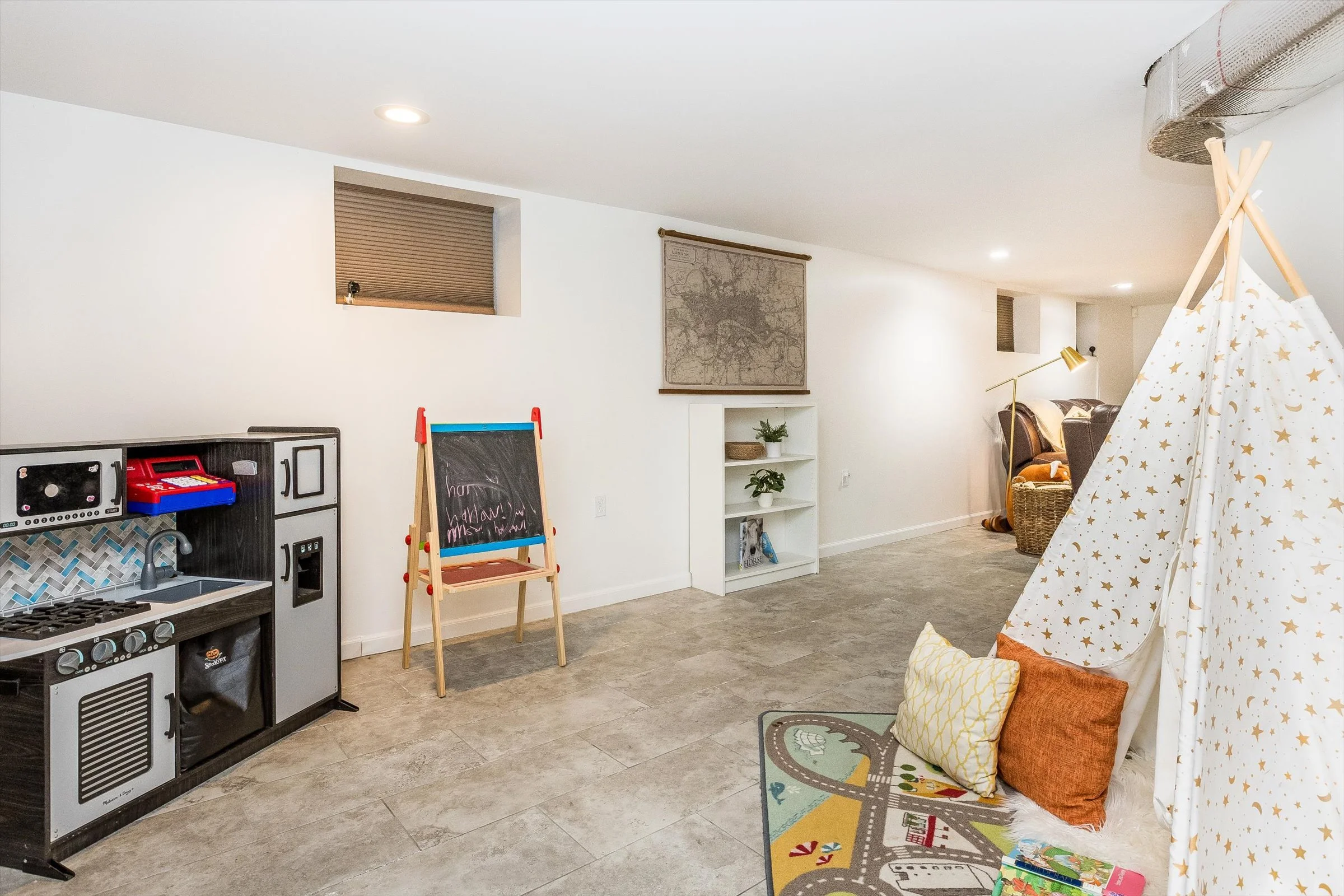 51-Recreation Room.jpg