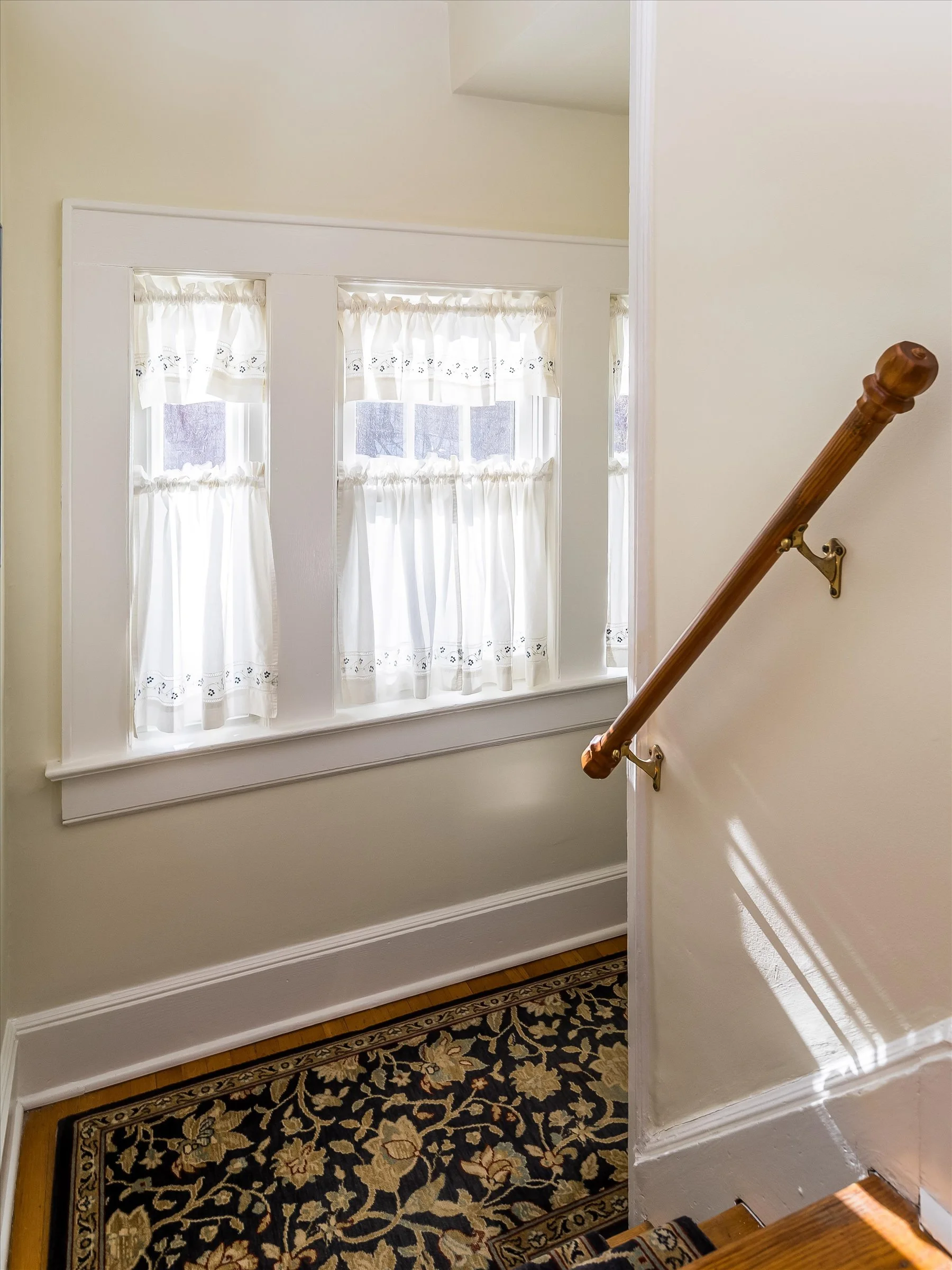 45-Stairway to Second Floor.jpg