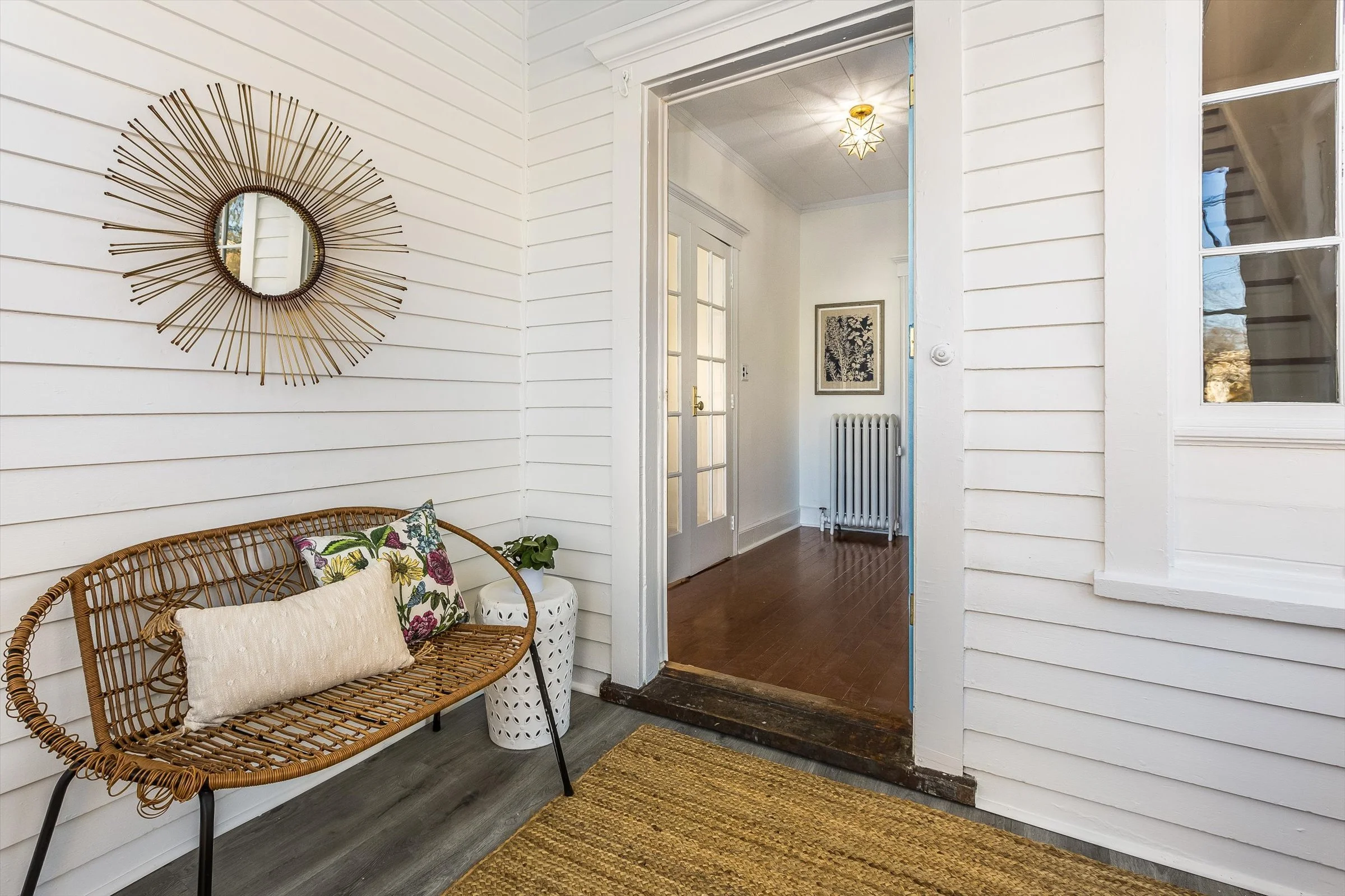 08-Screened Porch.jpg