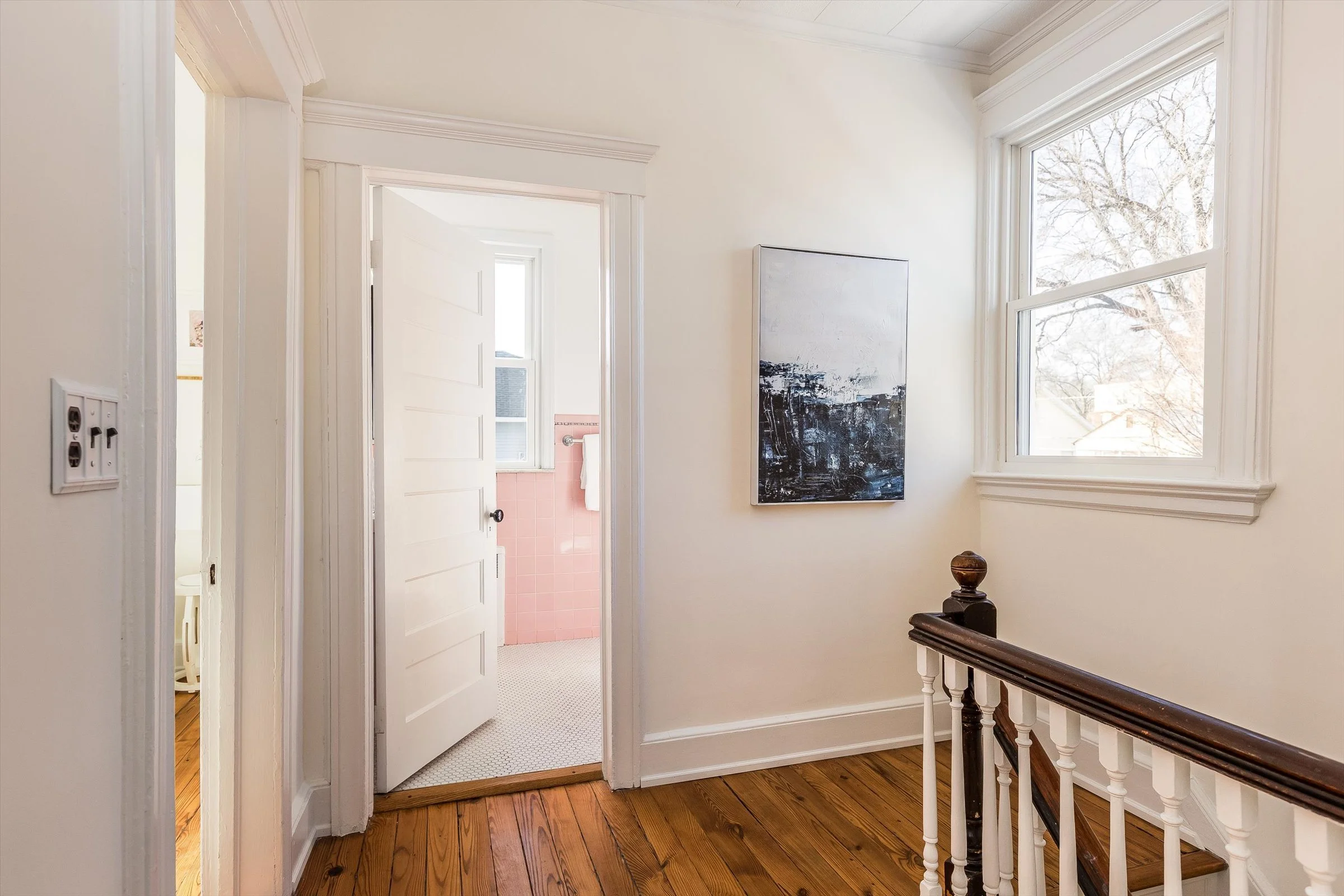 34-Second Floor Landing.jpg