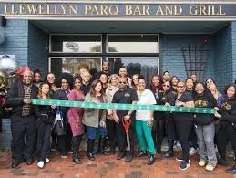 Llewellyn Parq Bar and Grill