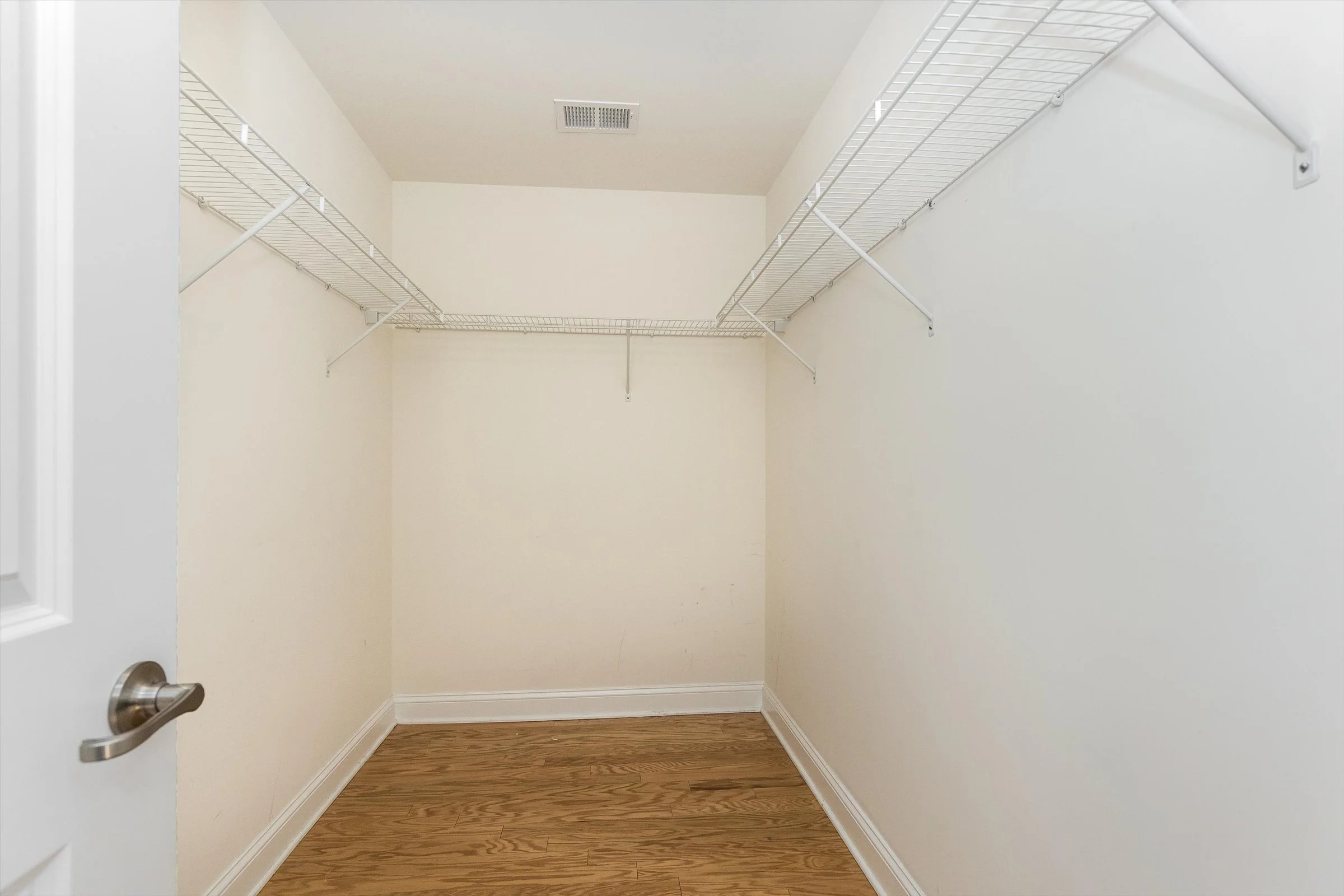 41-Primary Closet.jpg