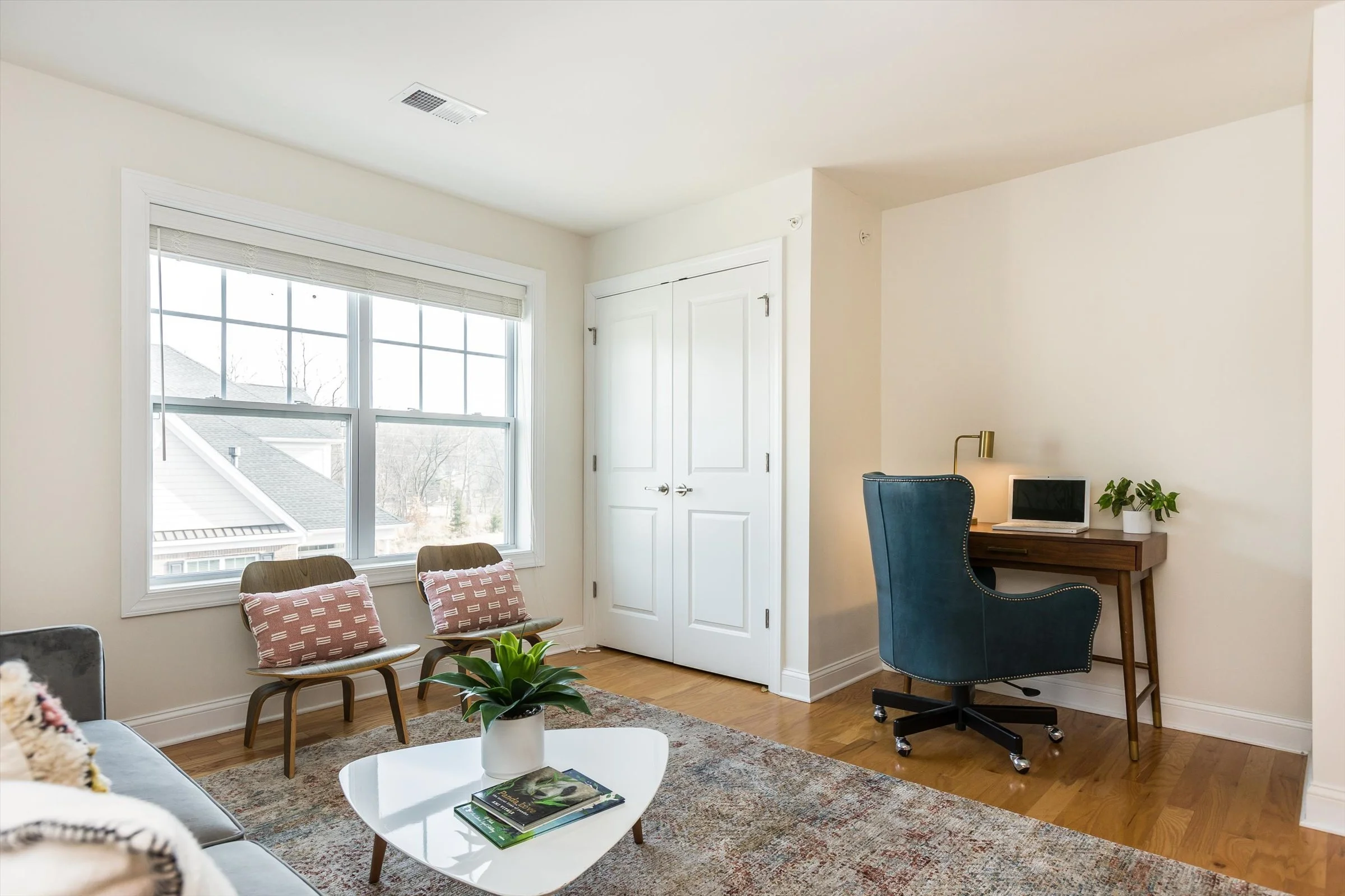 29-Second Floor Family Room.jpg