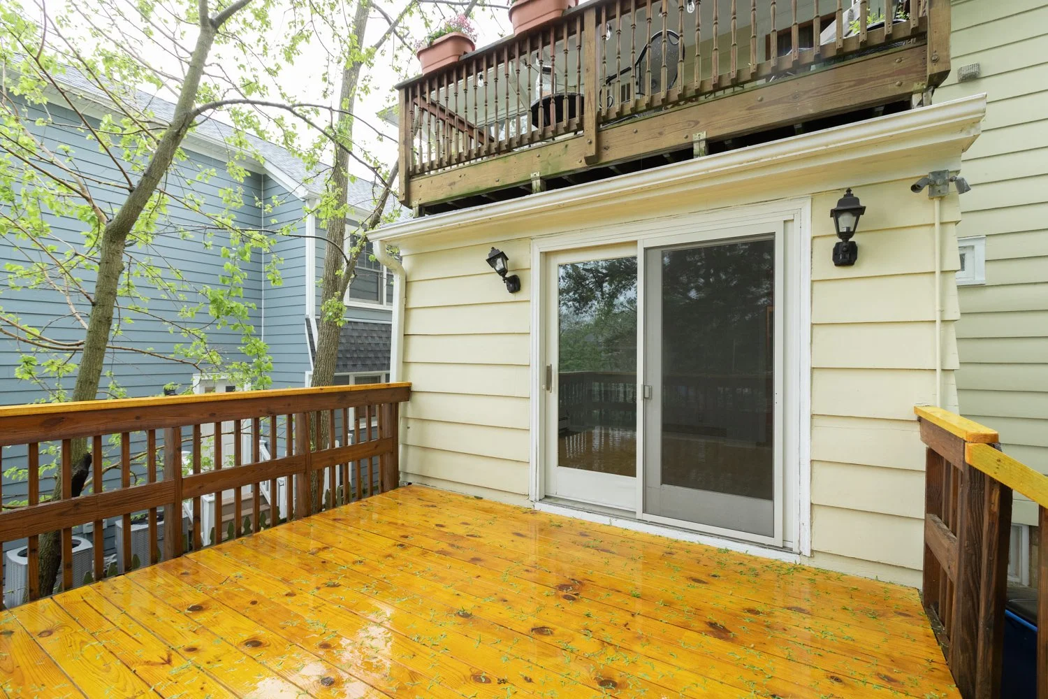 584 Ridgewood #1 real estate (Low res) (13 of 13).jpg