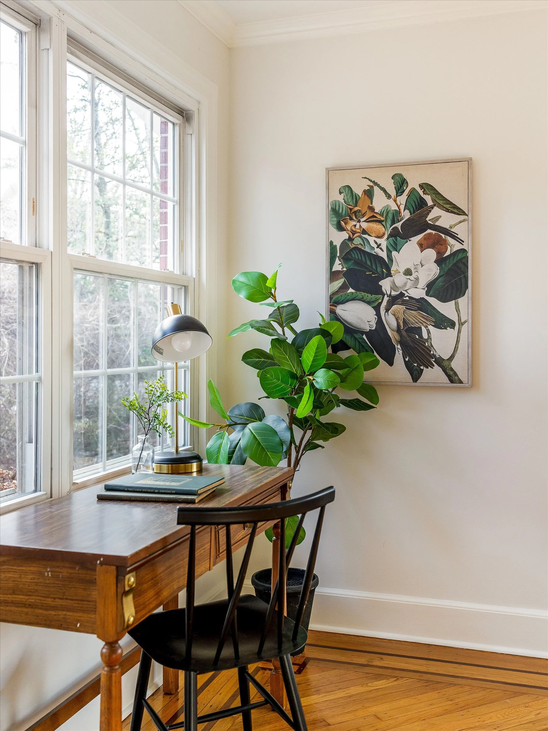 040-LIVING ROOM lightsOFF.jpg