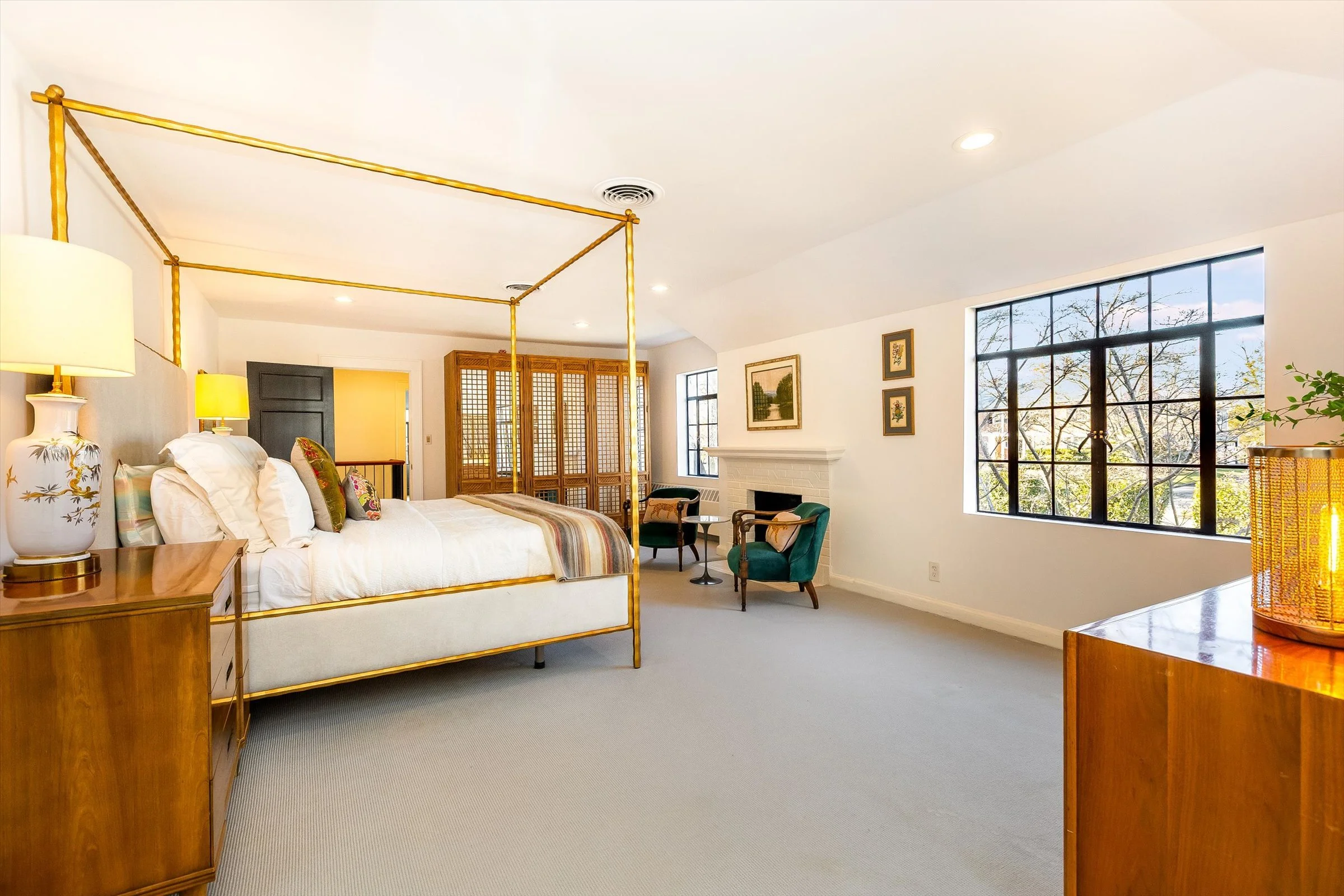 054-Primary Bedroom.jpg