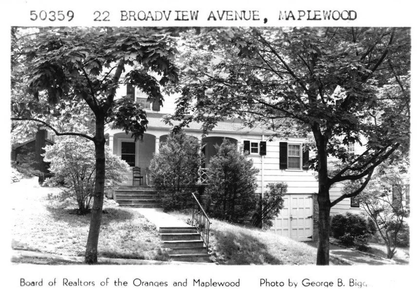 22 Broadview.jpg