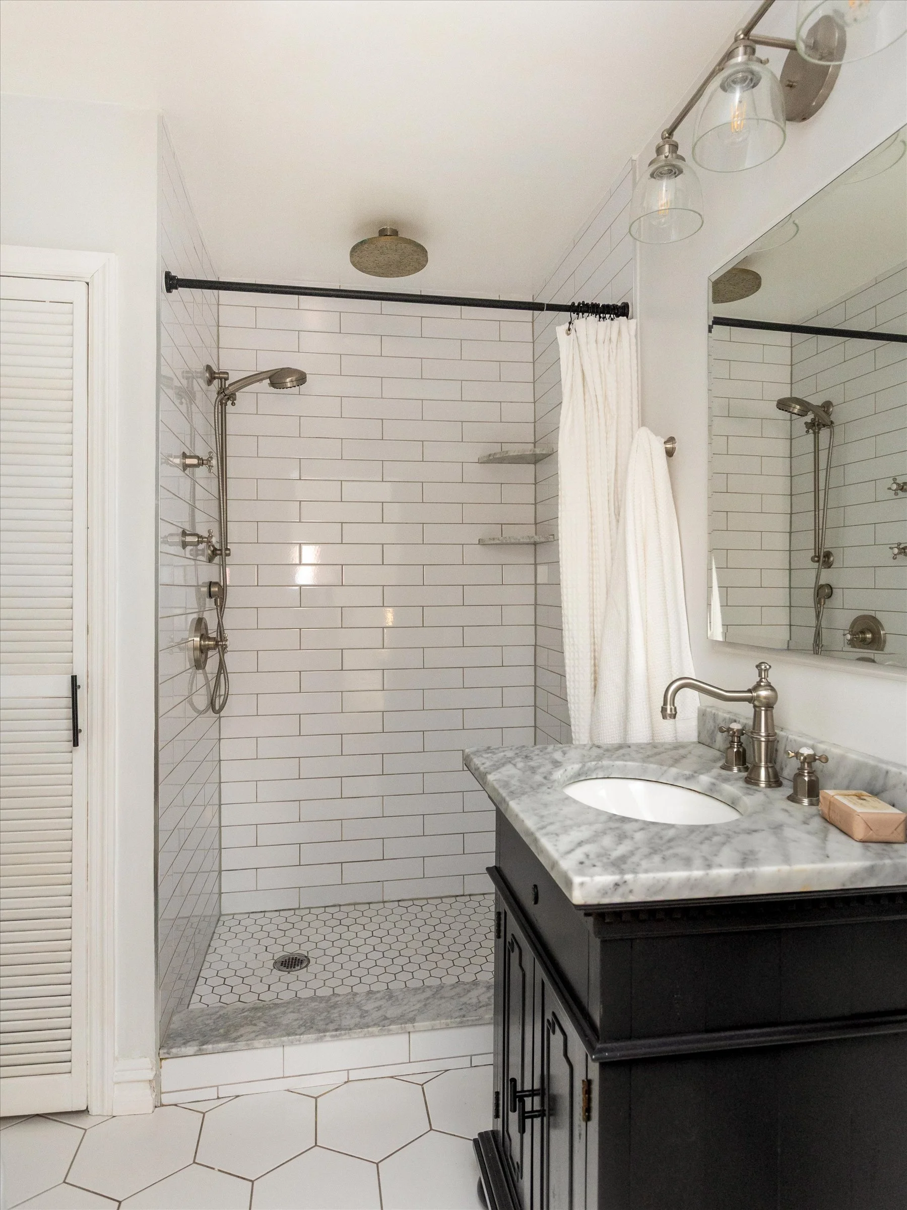 061-Primary Bathroom.jpg