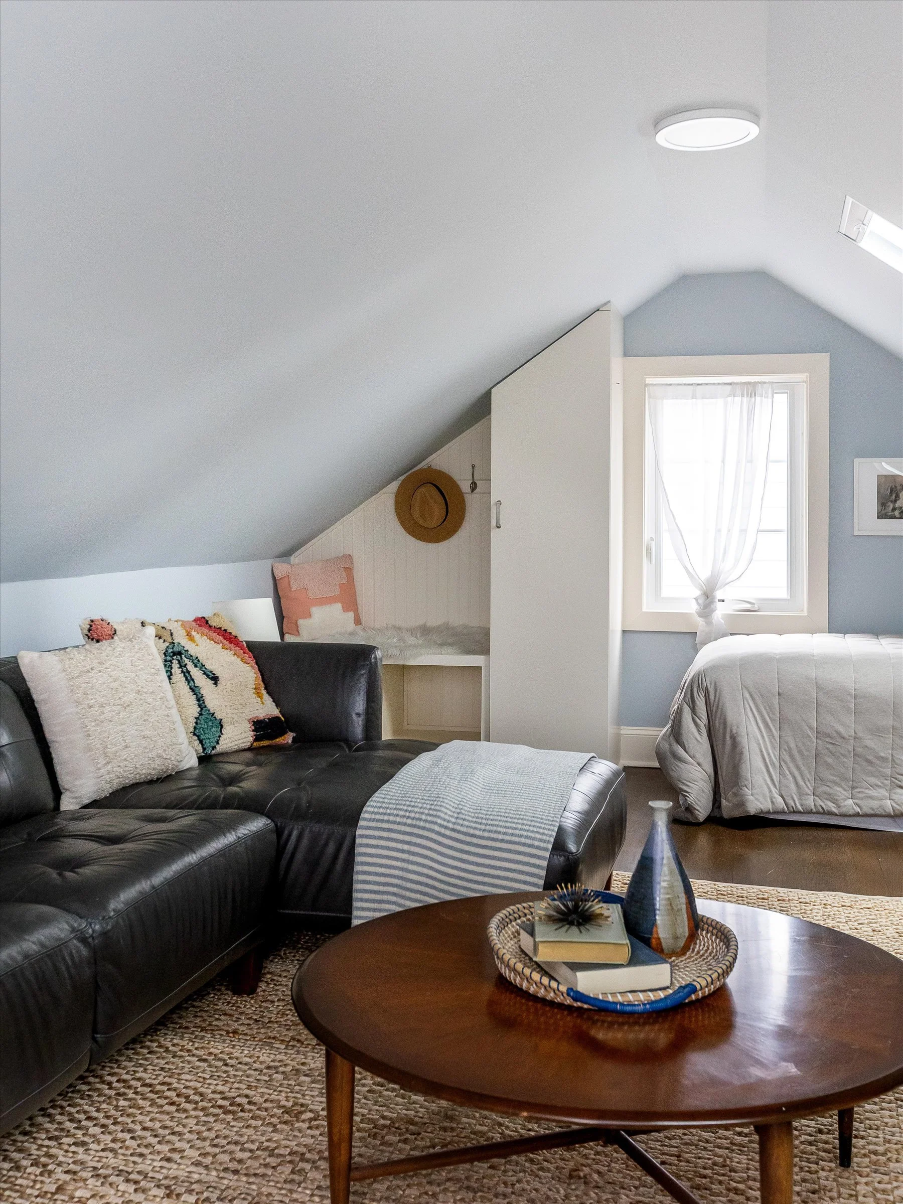 42-Third Floor Bonus Room.jpg