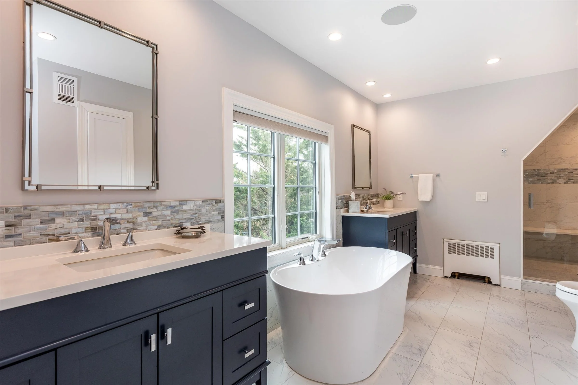 52-Primary Bathroom.jpg