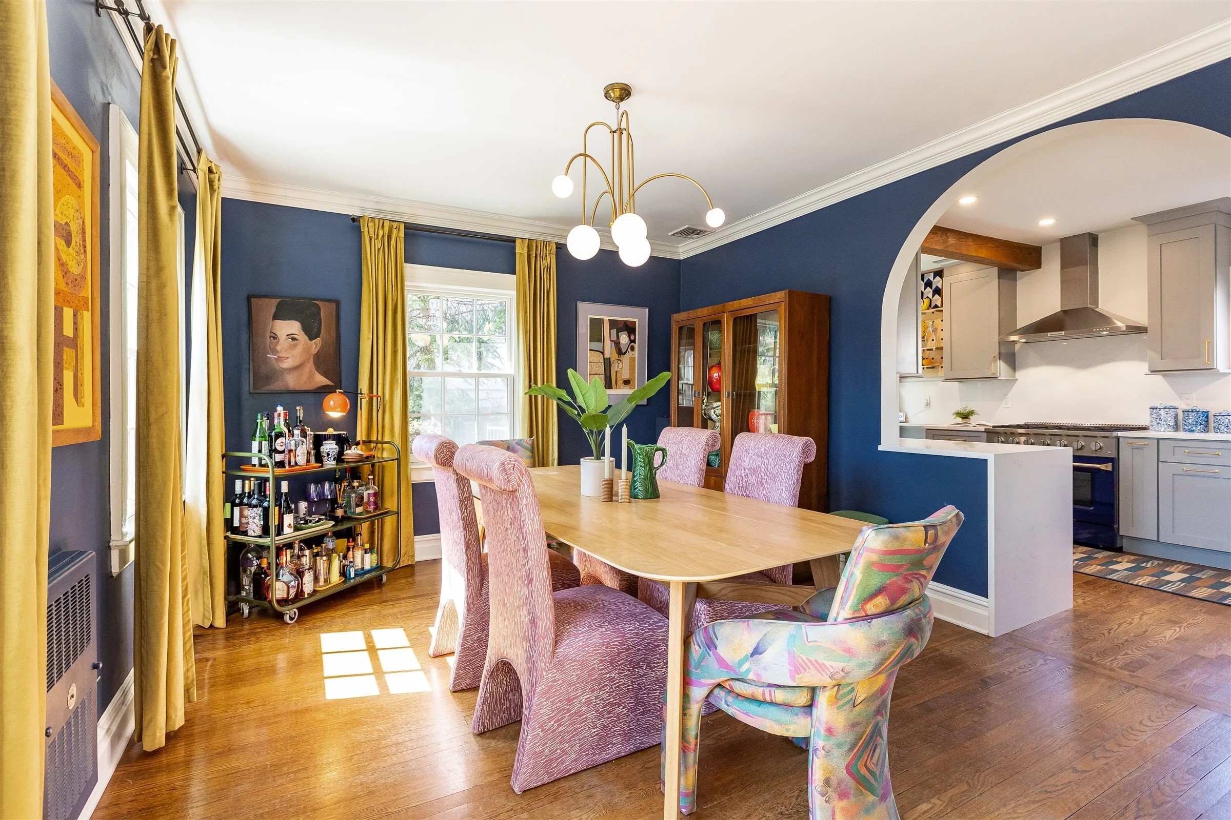 18-Dining Room.jpg