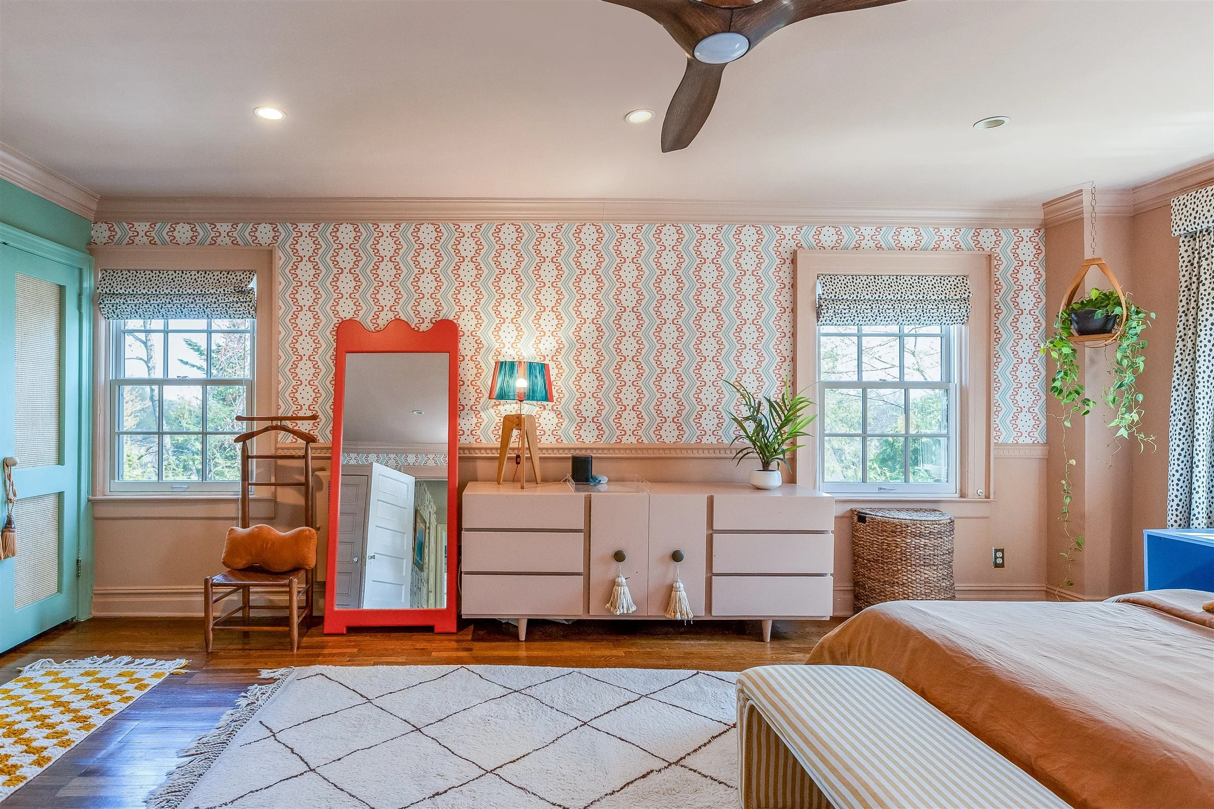 44-Primary Bedroom.jpg