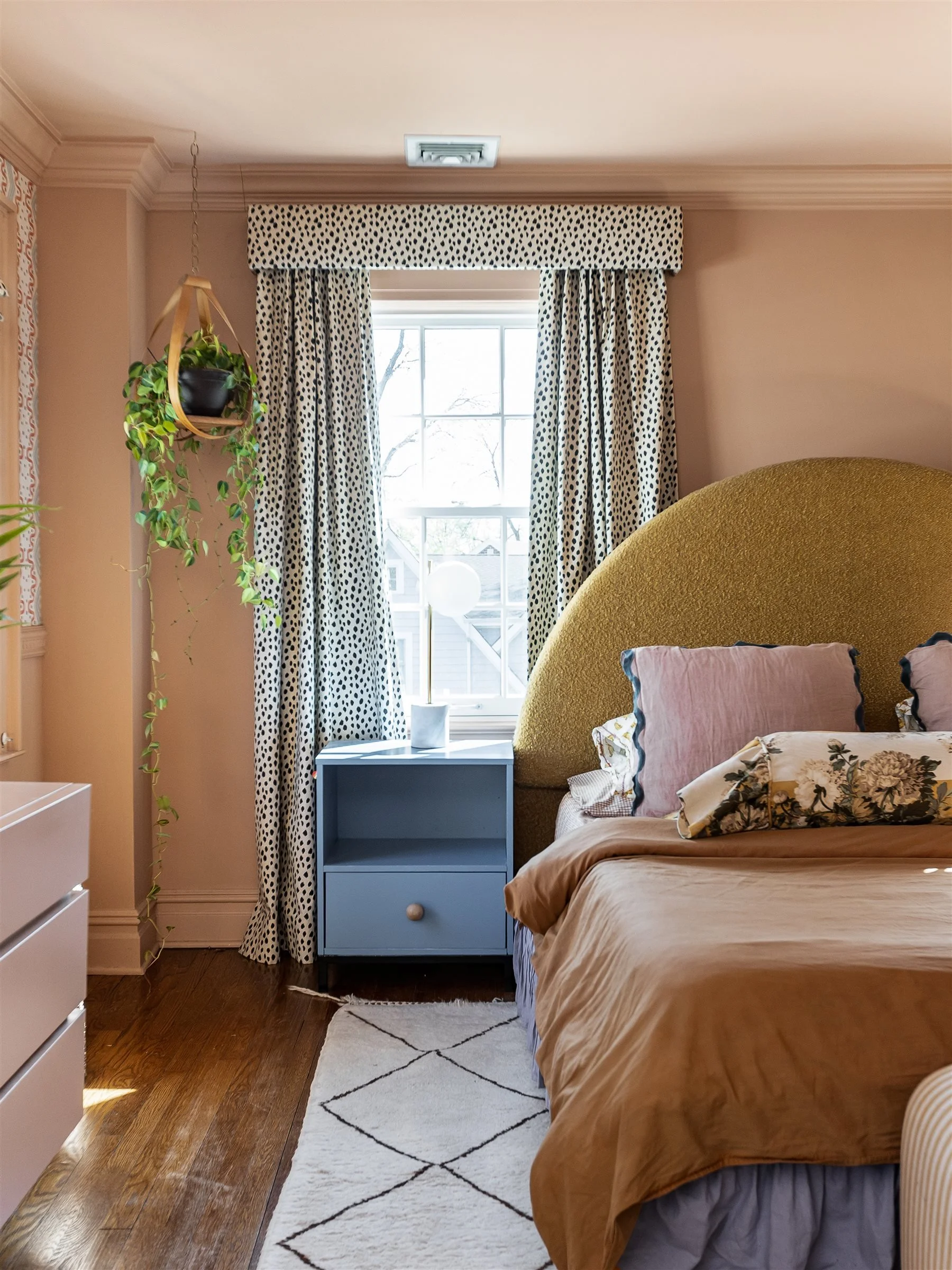 42-Primary Bedroom.jpg