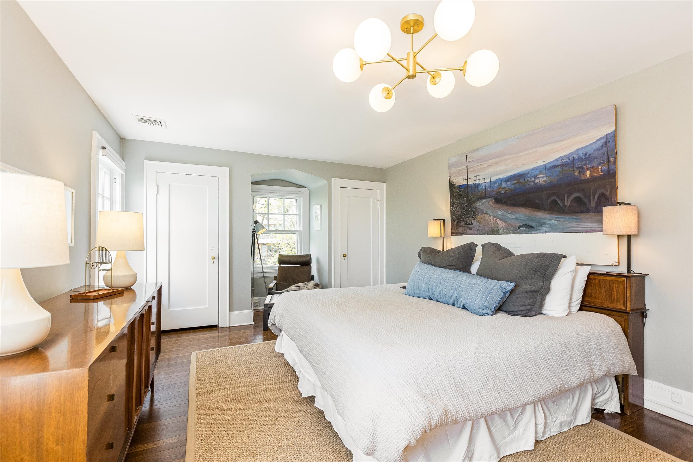029-Bedroom.jpg