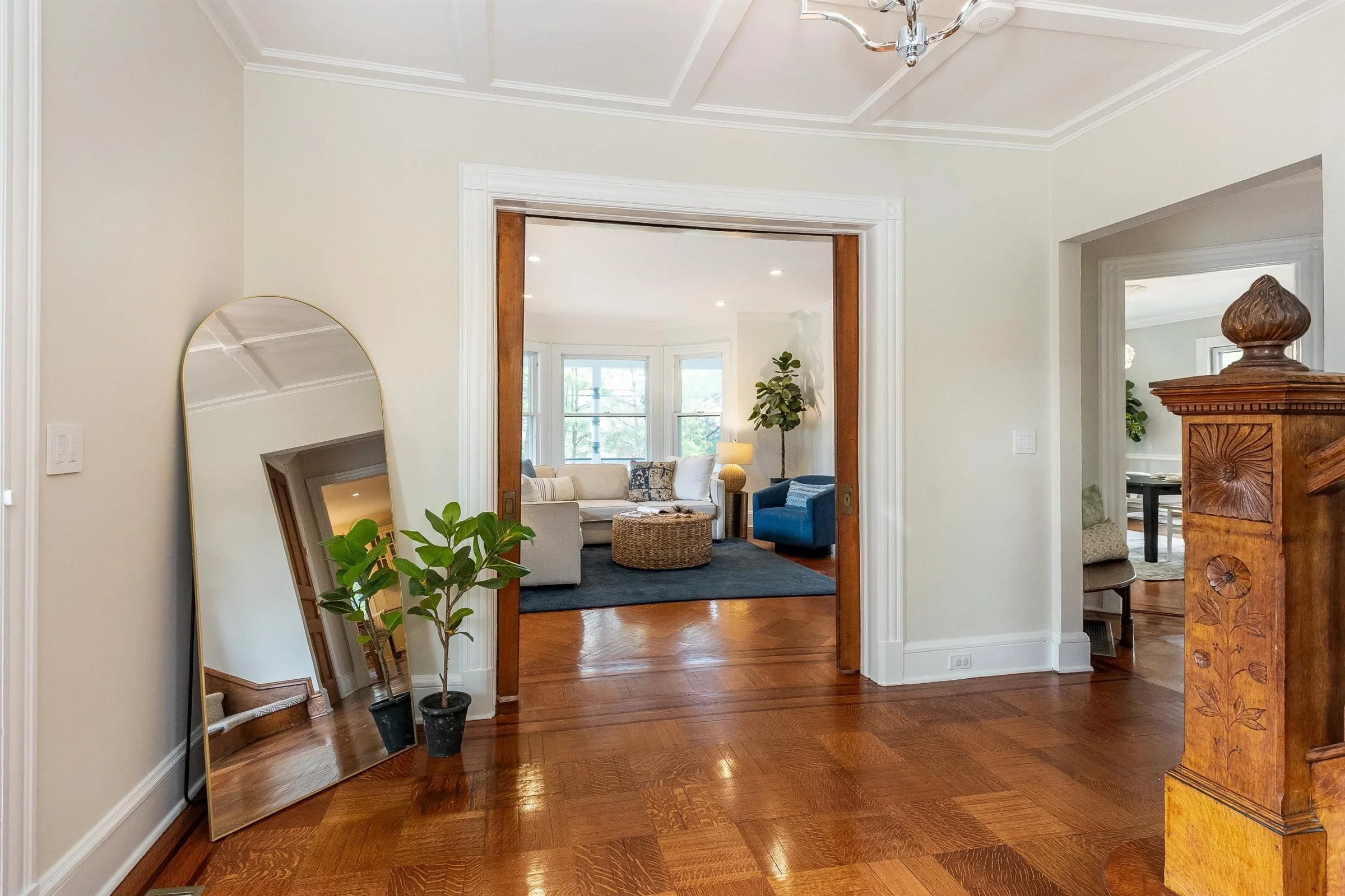 12-Foyer to Living Room.jpg