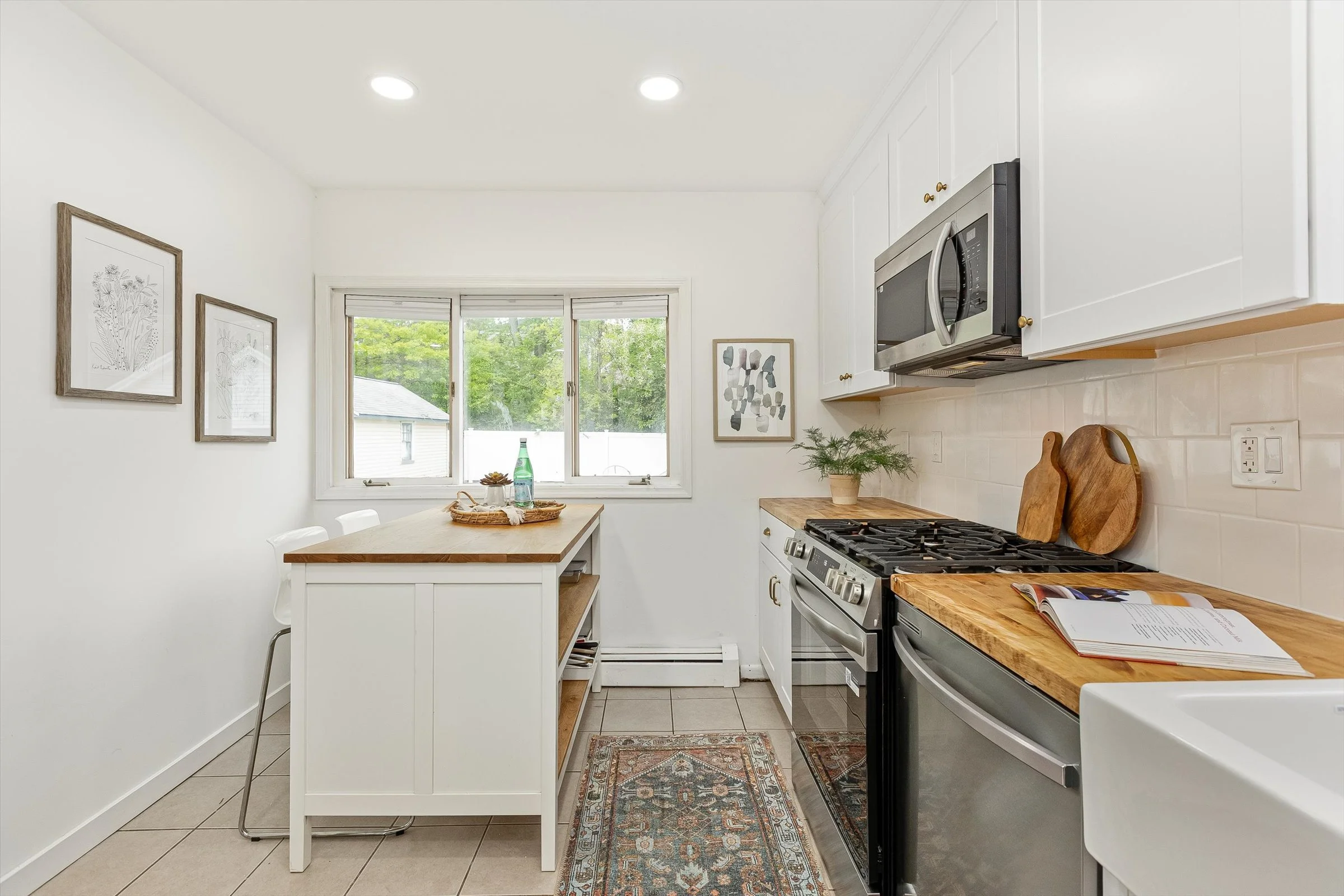 33-Kitchen.jpg