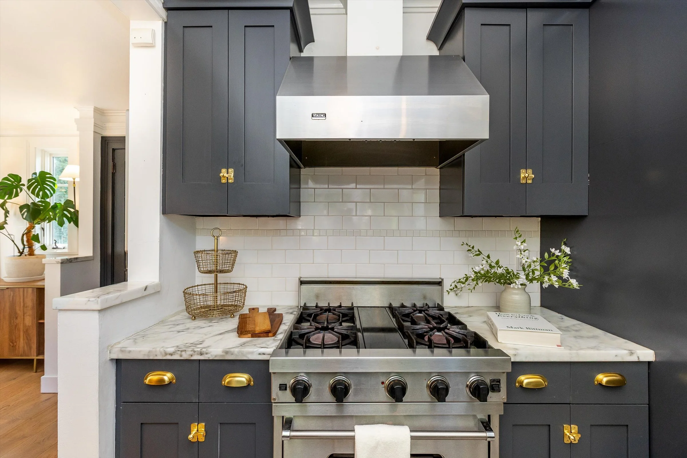 31-Kitchen.jpg