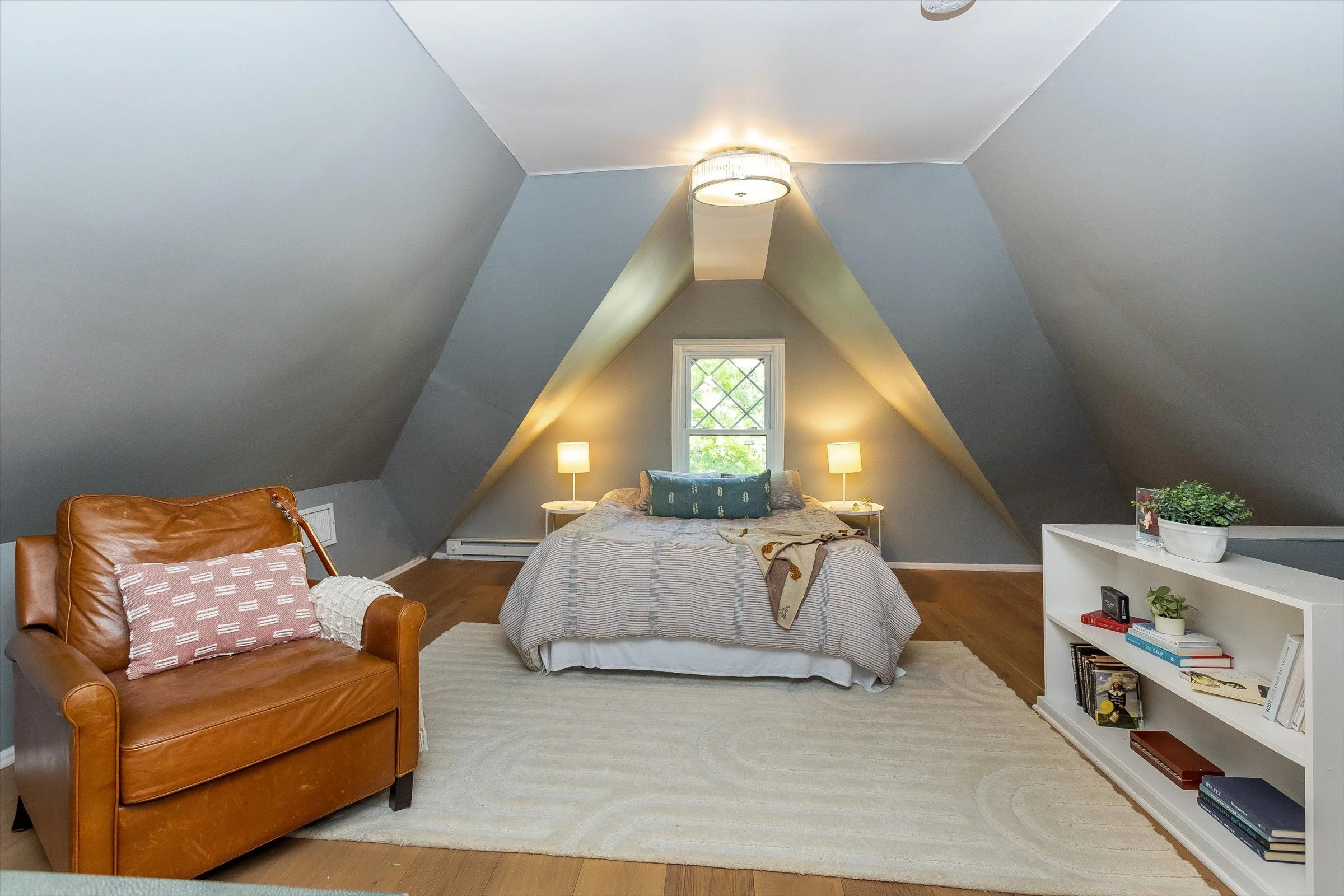 45-Third Floor Bedroom.jpg