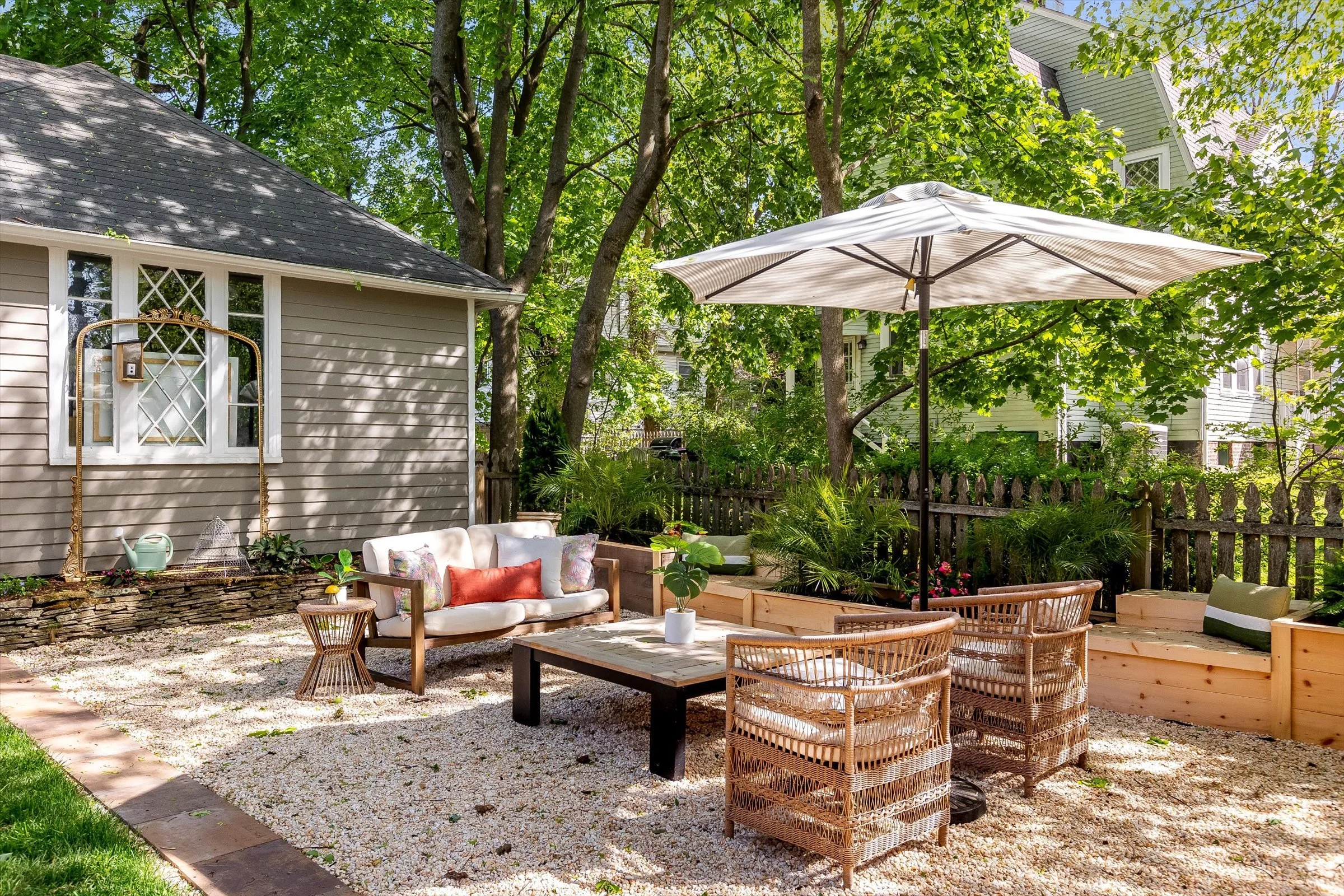 52-Backyard.jpg