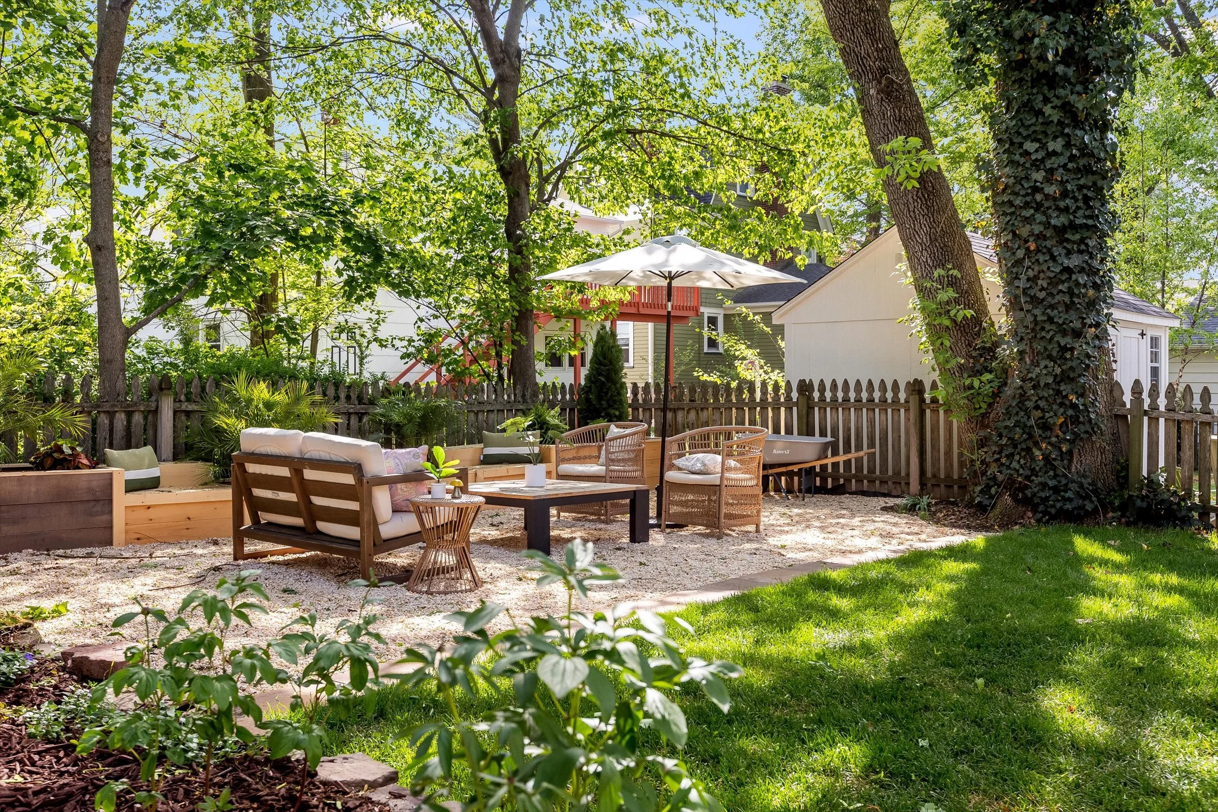 53-Backyard.jpg