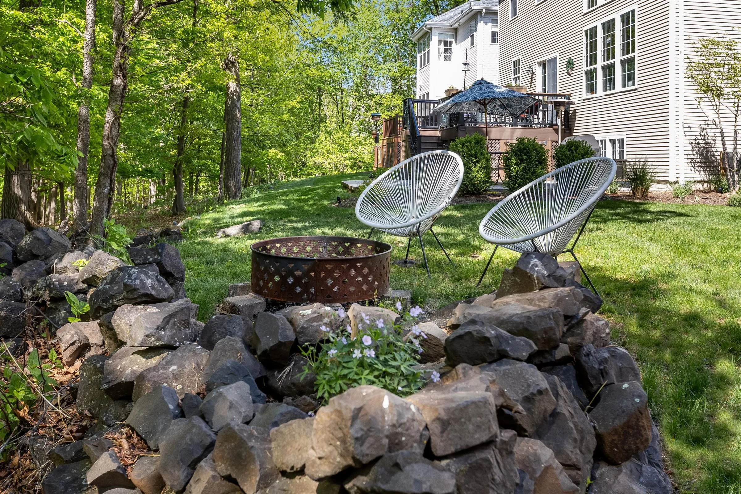 56-Backyard.jpg