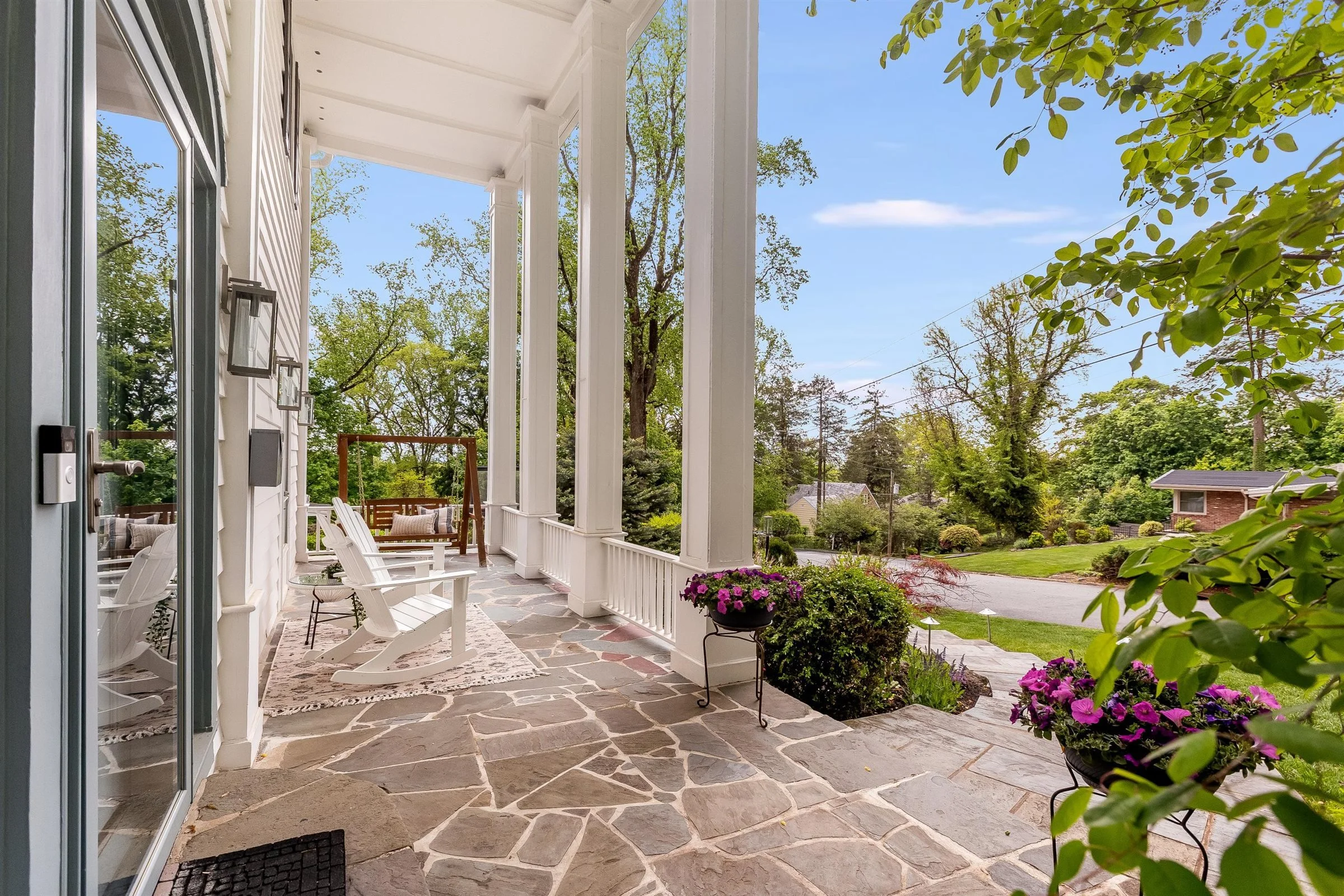 10-Front Porch.jpg