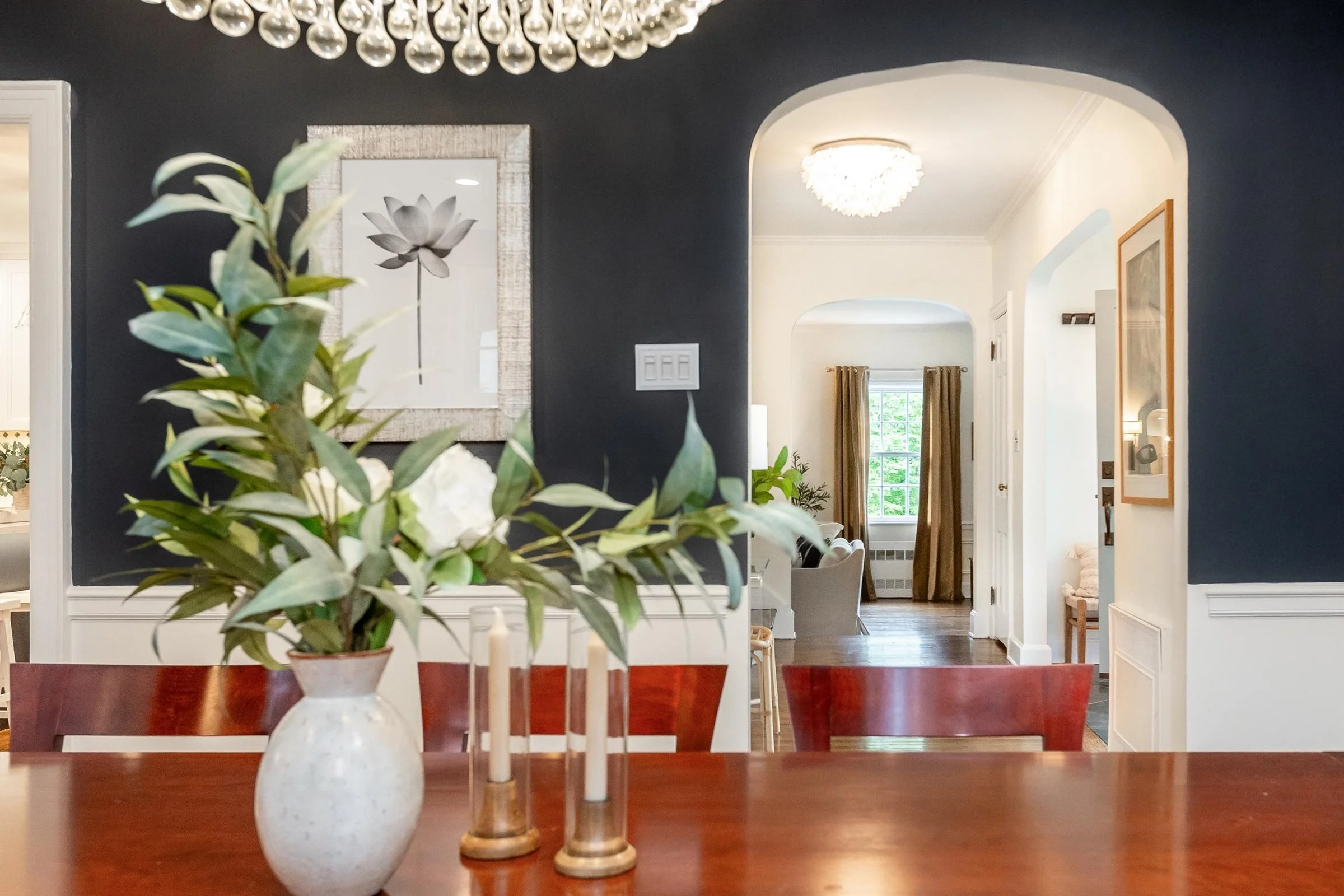 28-Dining Room.jpg