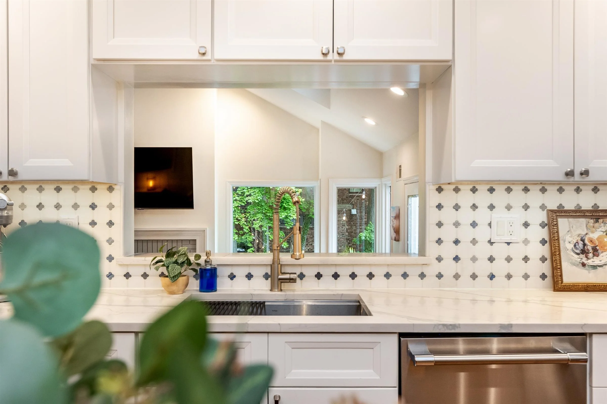 37-Kitchen.jpg