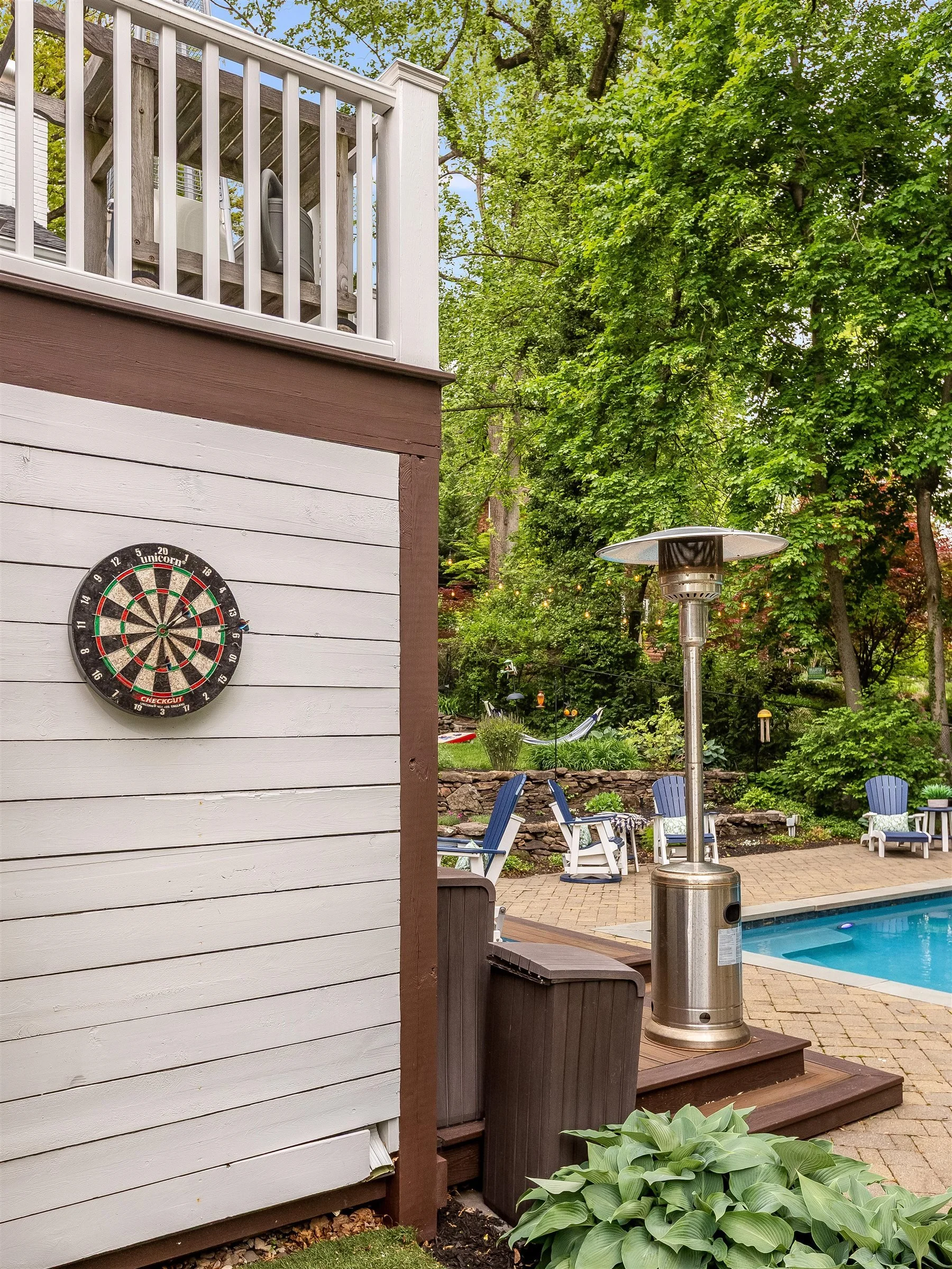 76-Backyard.jpg
