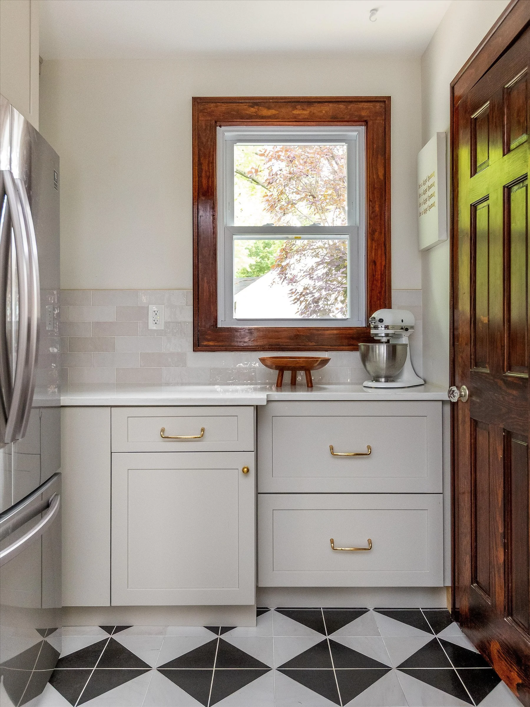 30-Kitchen.jpg