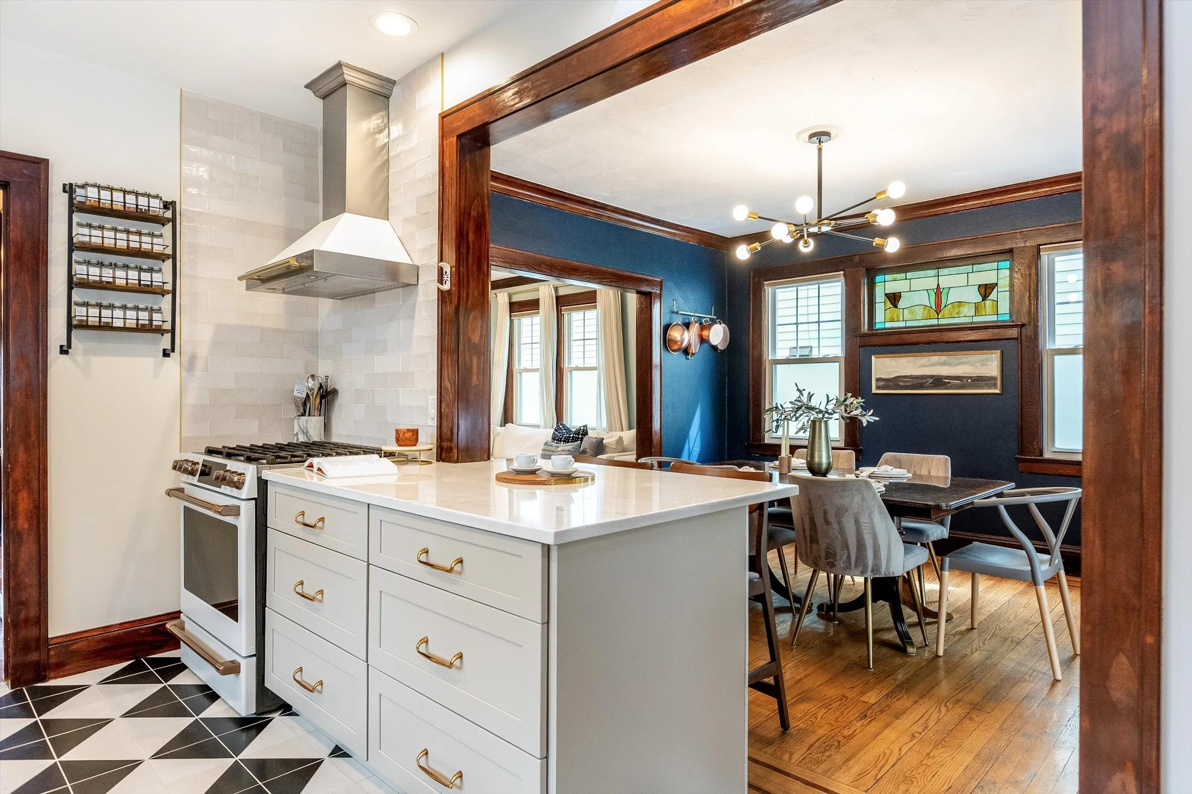 36-Kitchen.jpg