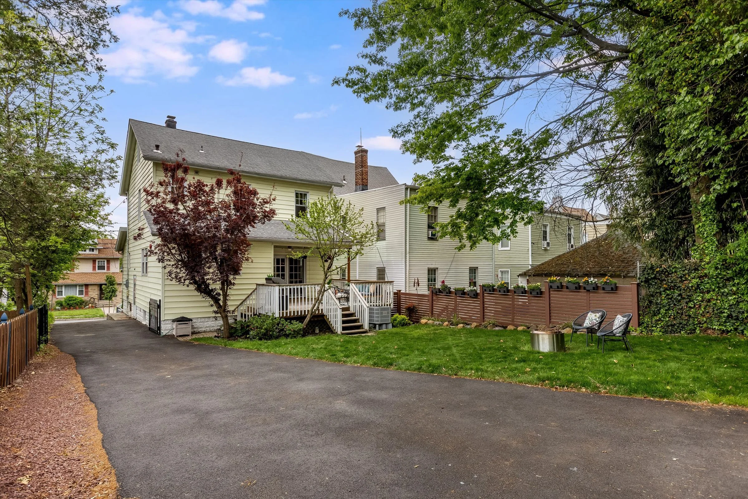 58-Backyard.jpg