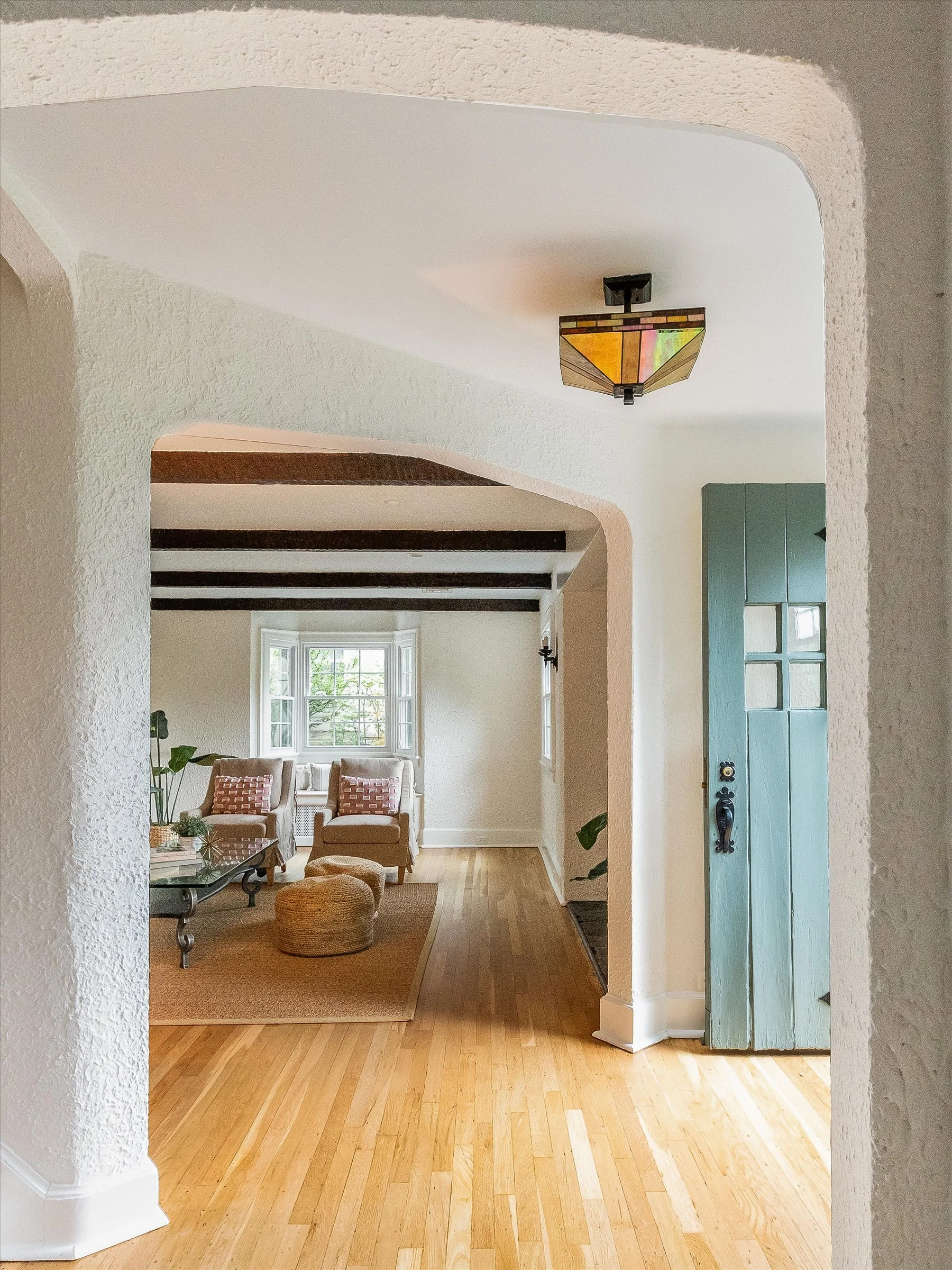 10-Foyer.jpg