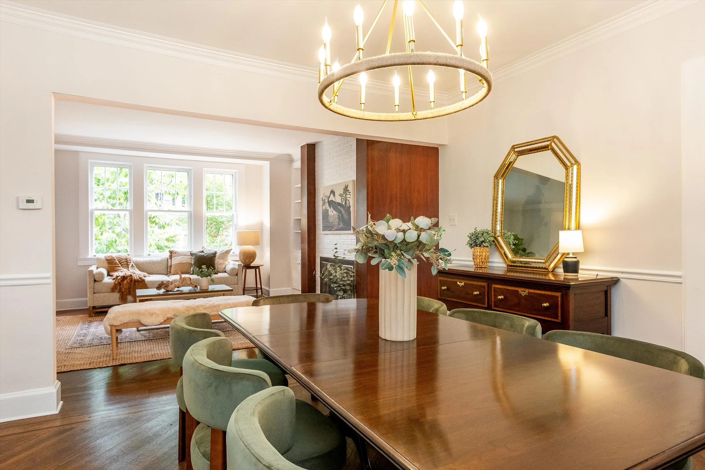 26-Dining Room.jpg