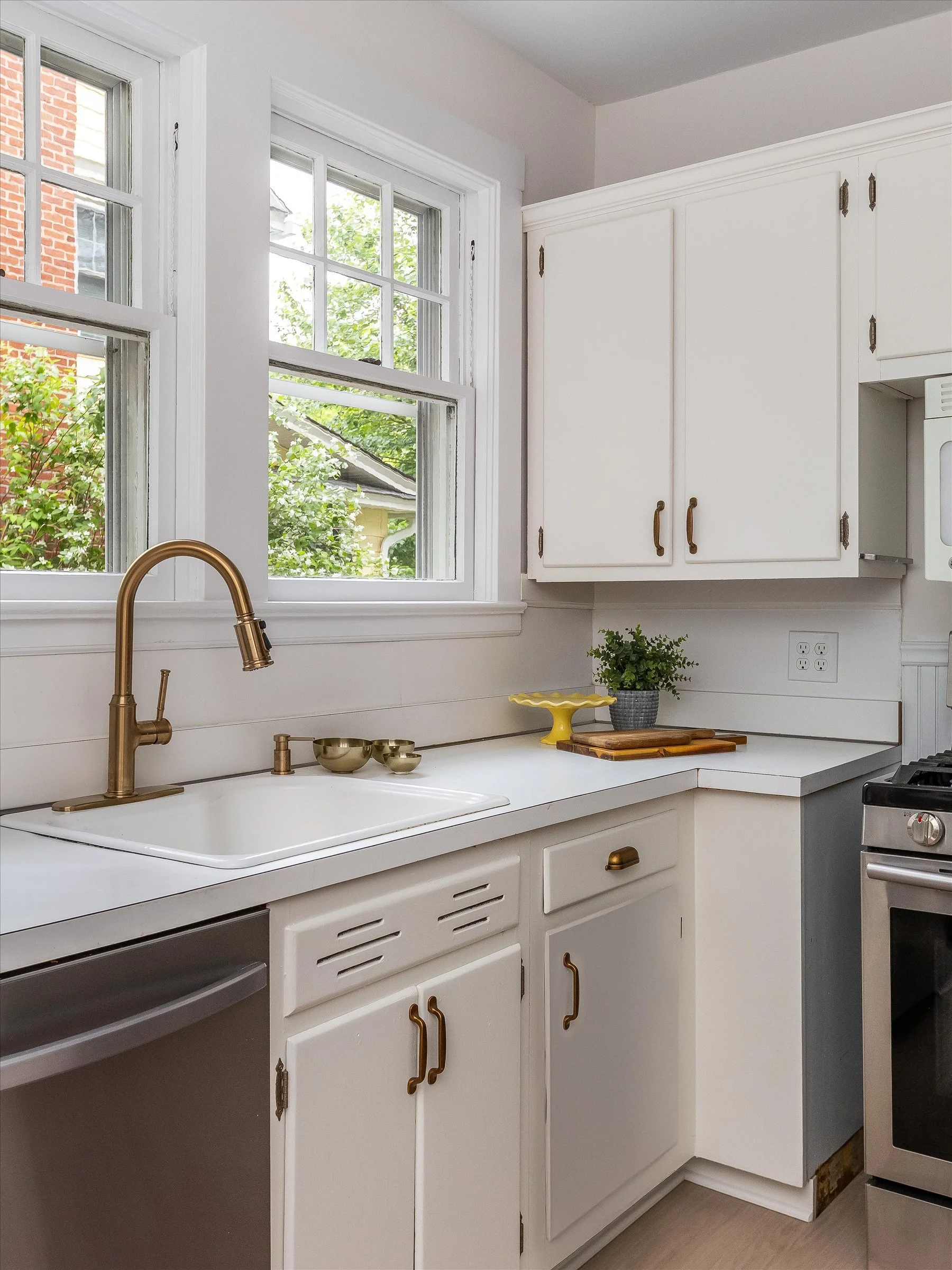 36-Kitchen.jpg