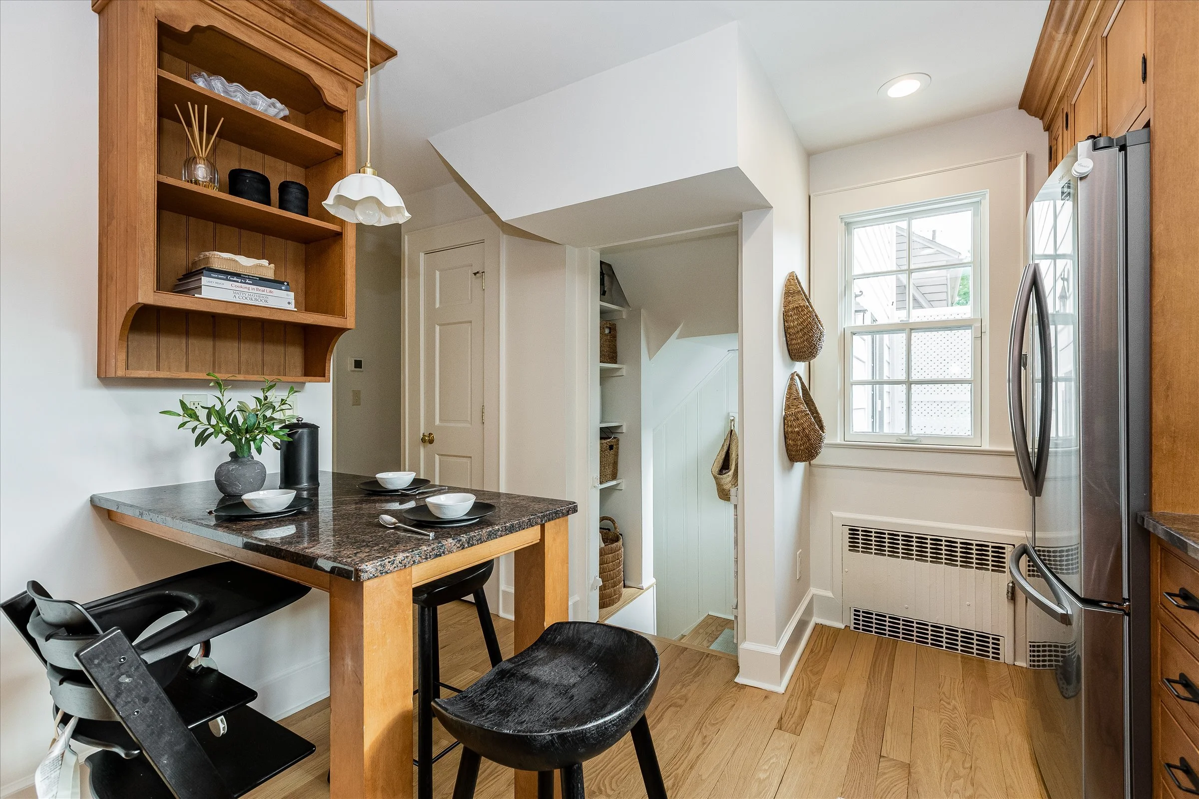 30-Kitchen.jpg