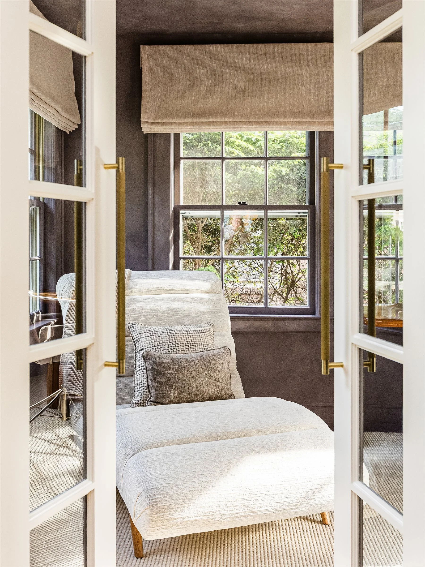 17-Sun Room.jpg