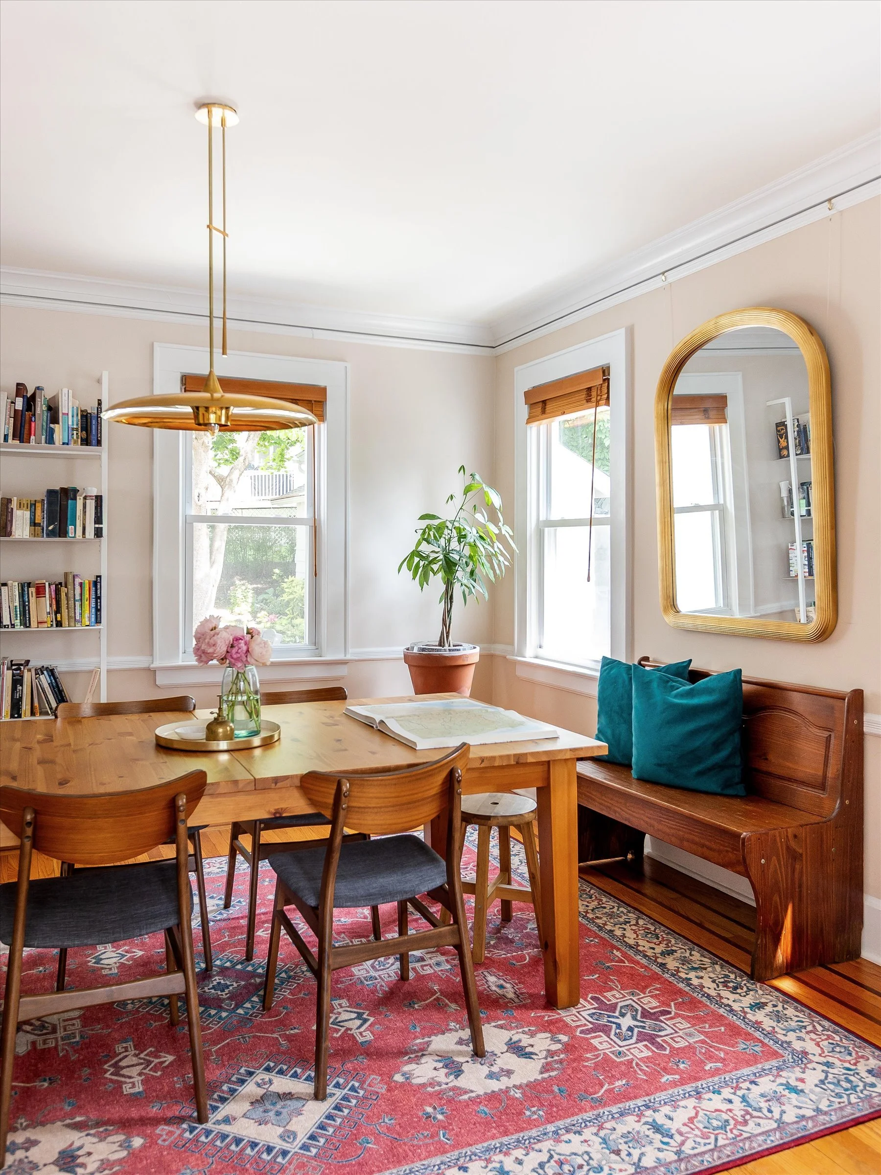 18-Dining Room.jpg